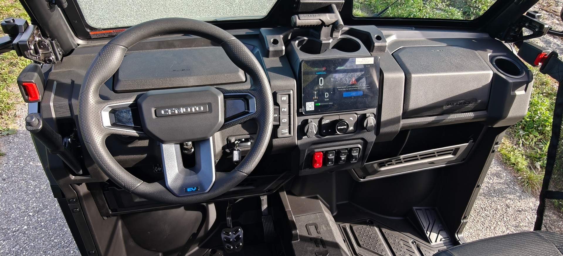 CF MOTO Elektro UTV CF Moto CForce U6 EV-showroom-element-2
