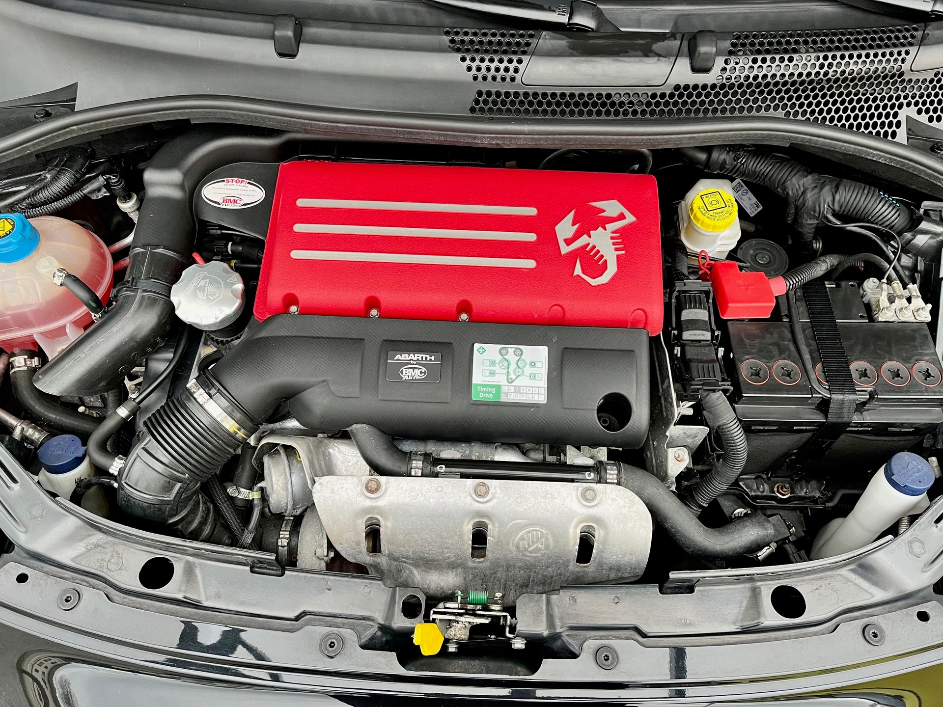 FIAT 595 1.4 16V Turbo Abarth Turismo 160PS-image-12
