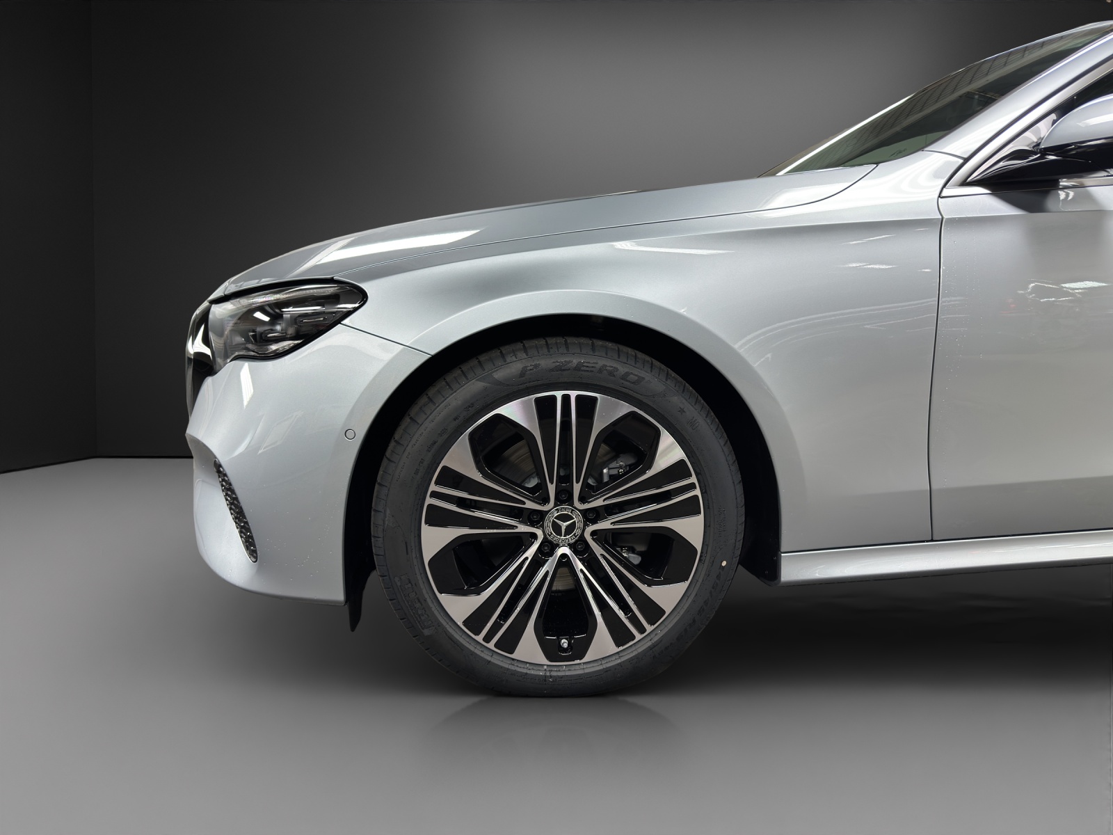 MERCEDES-BENZ E 200 T 9G-Tronic 4Matic-image-7