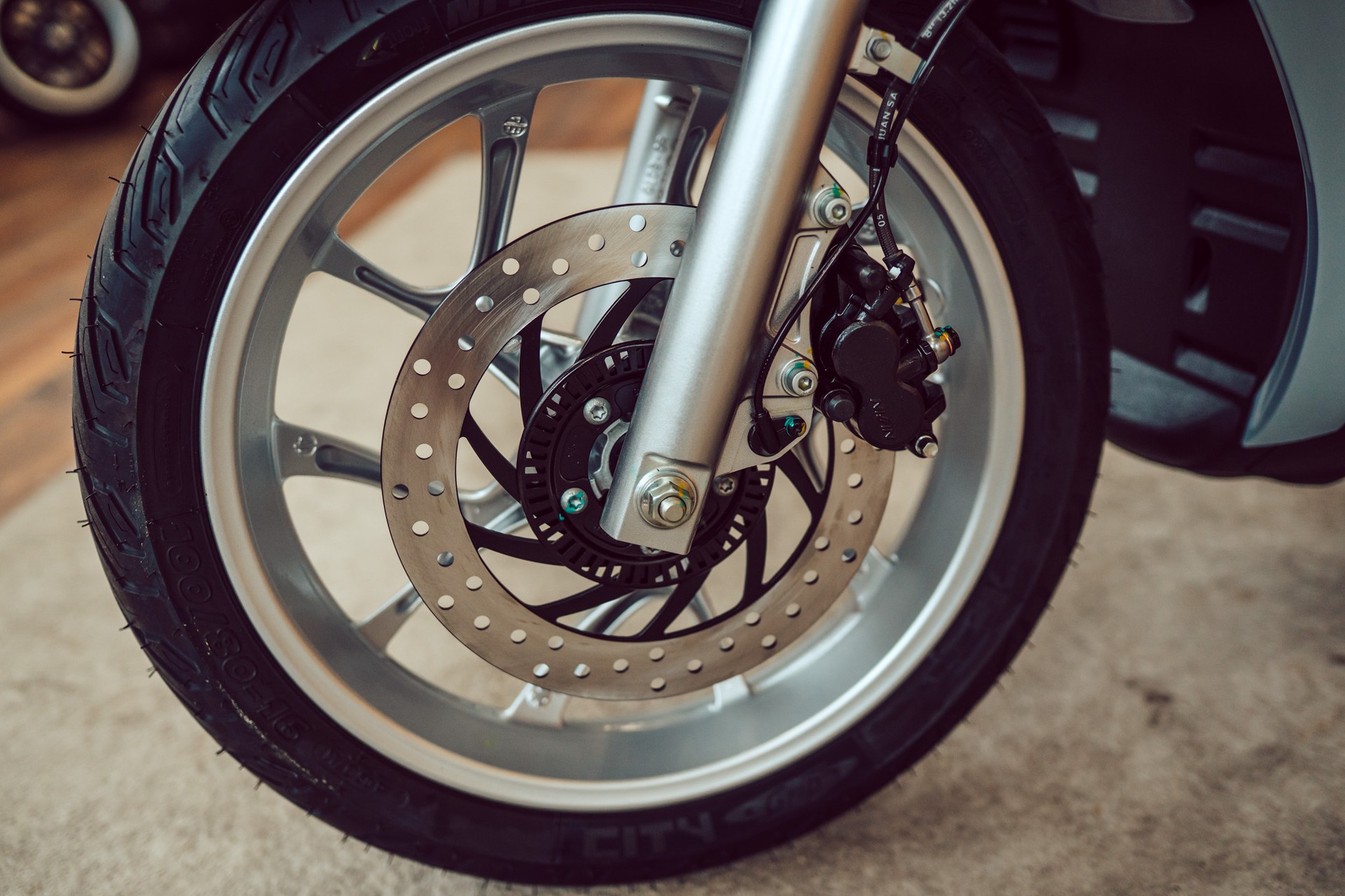 PIAGGIO Medley 125 E5+-image-13
