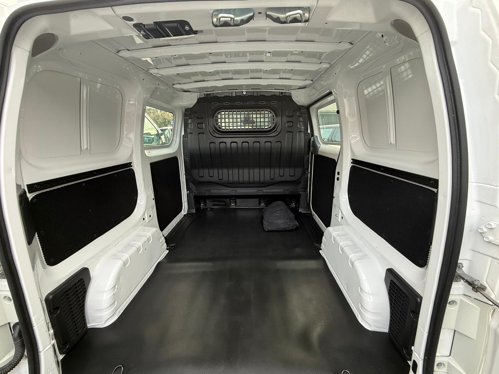 NISSAN e-NV200 Premium (inklusive. battery)-image-8