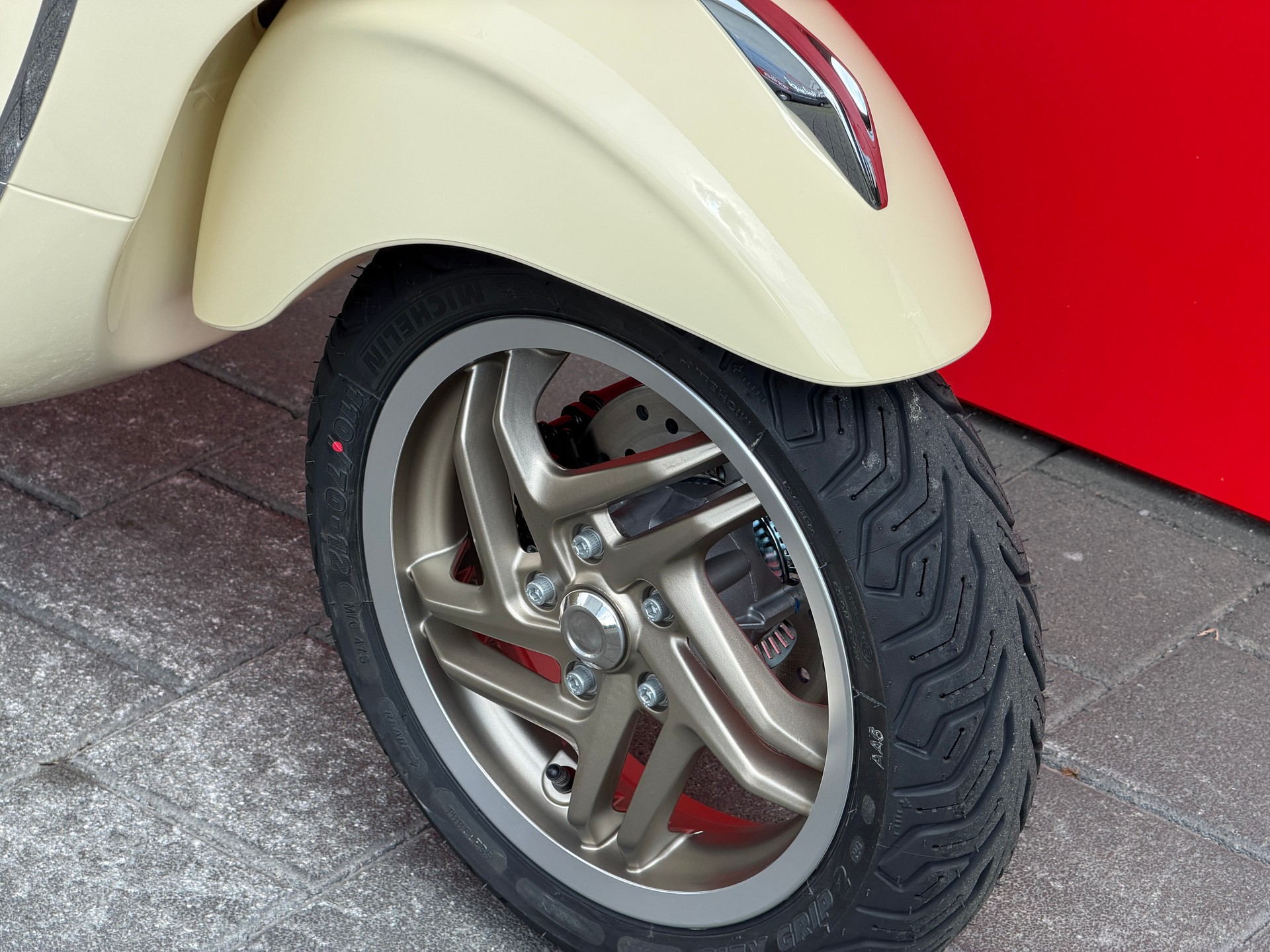 PIAGGIO Vespa 125 Primavera S ABS-image-7