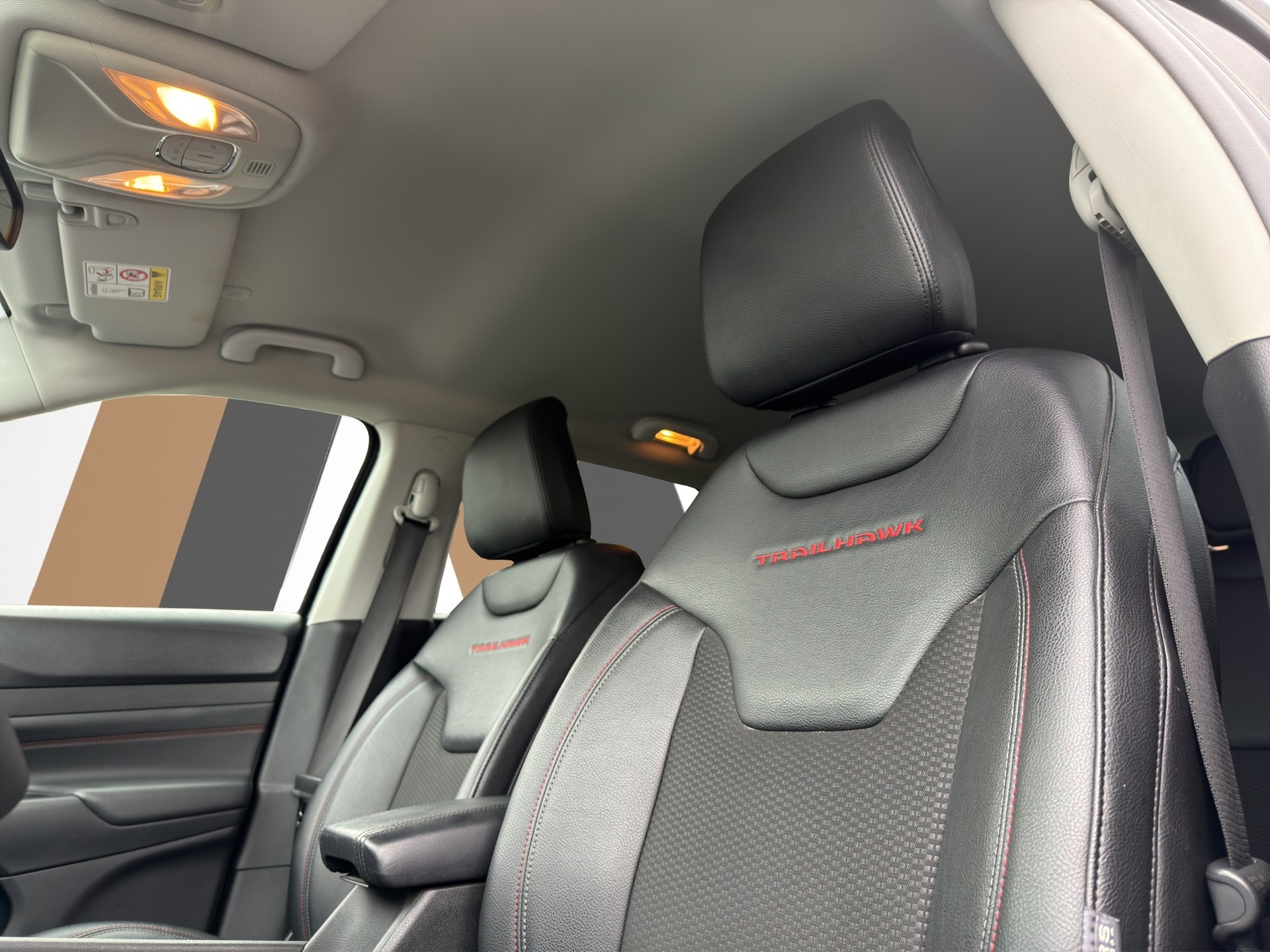 JEEP Compass 1.3T PHEV Trailhawk 4xe-image-19