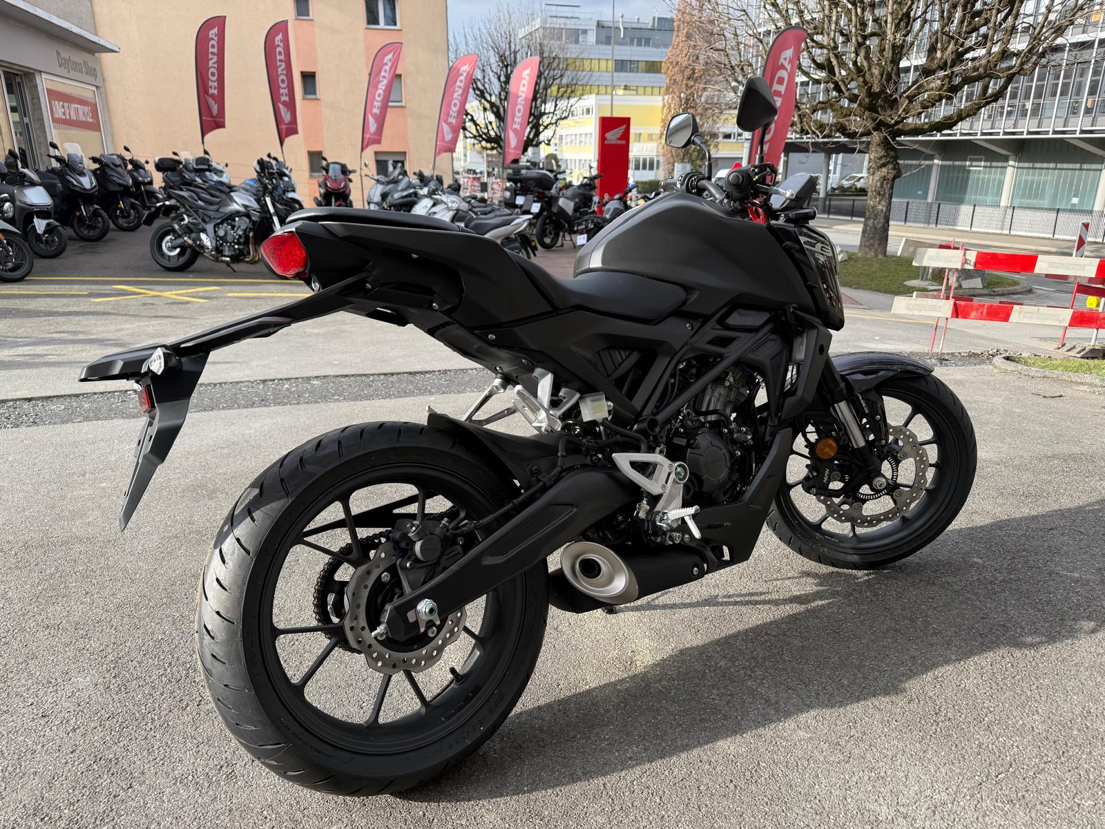 HONDA CB 125 R-image-5
