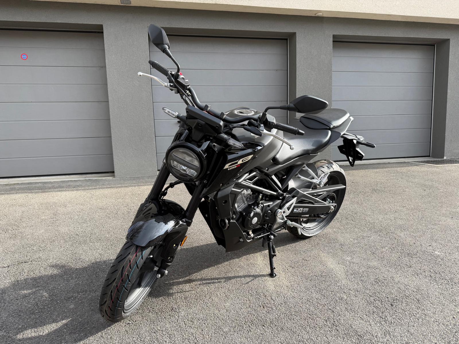 HONDA CB 125 R-image-0