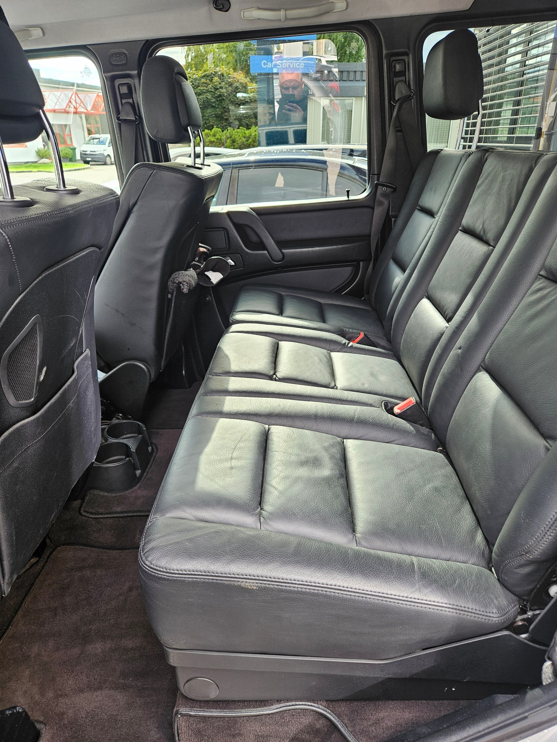 MERCEDES-BENZ G 550-image-7