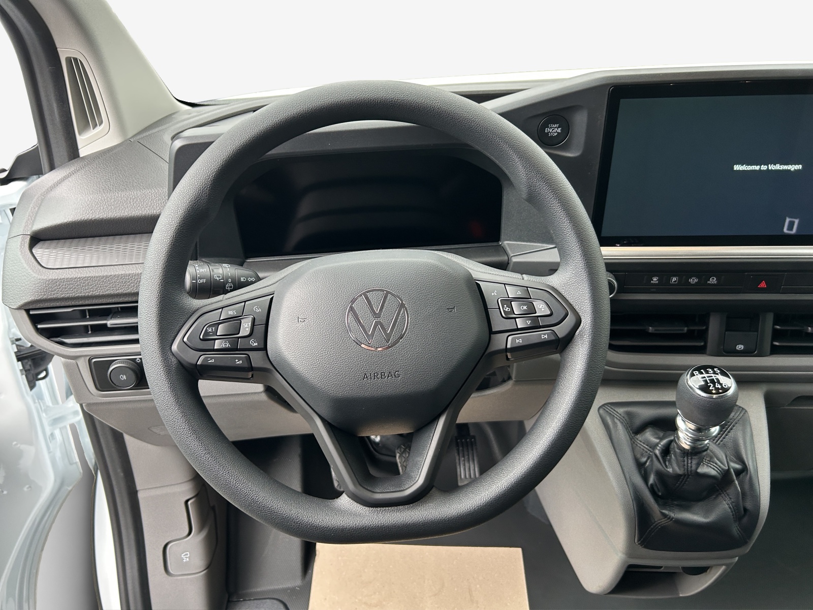 VW Transporter 2.0 TDI-image-9