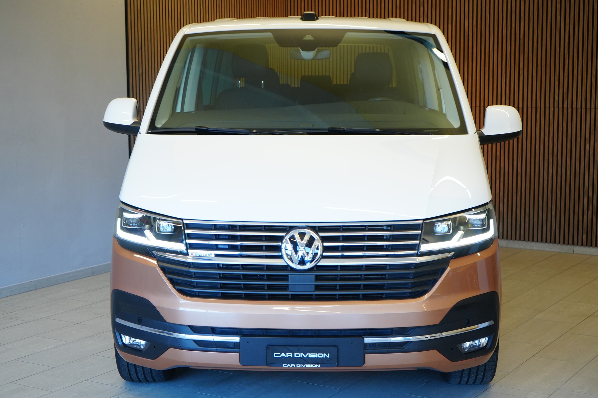 VW T6.1 Multivan 2.0 Bi-TDI Generation Six 4Motion DSG-showroom-element-2