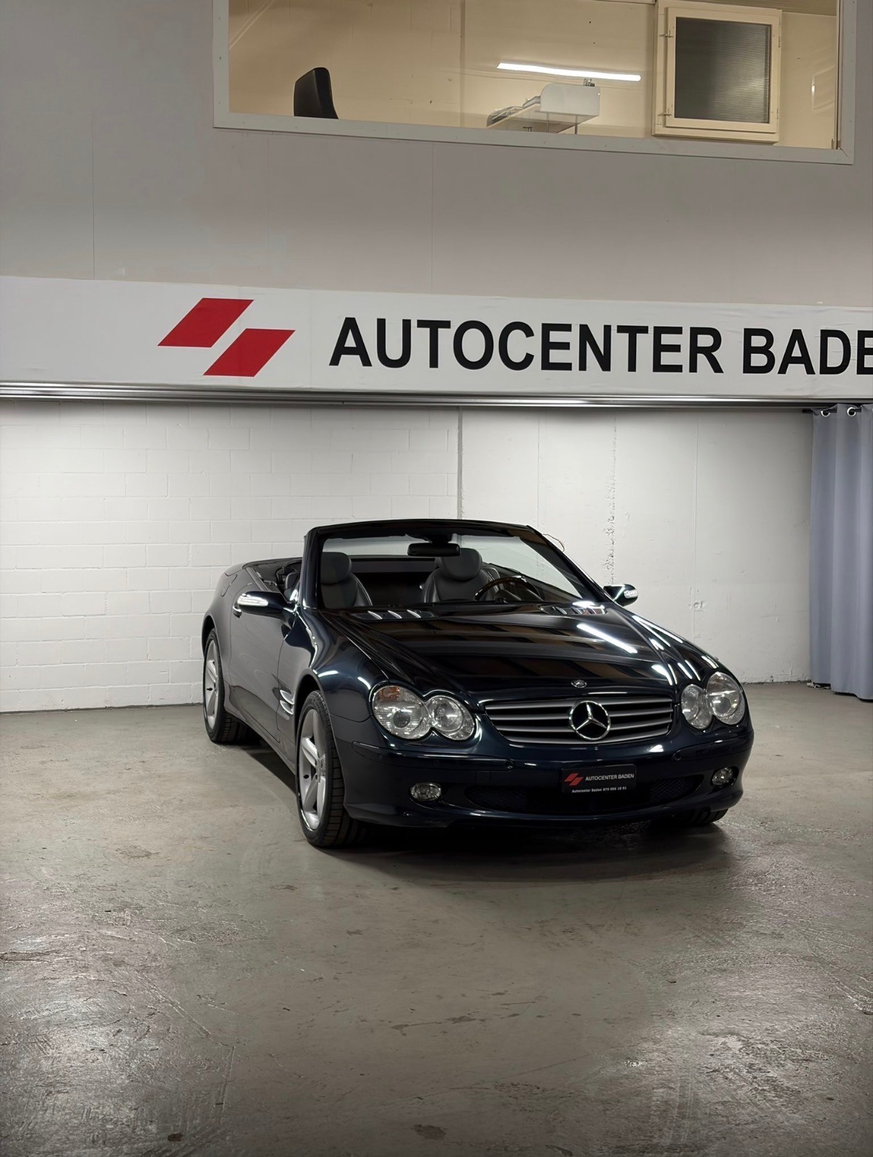 MERCEDES-BENZ SL 500 Automatic-showroom-element-2