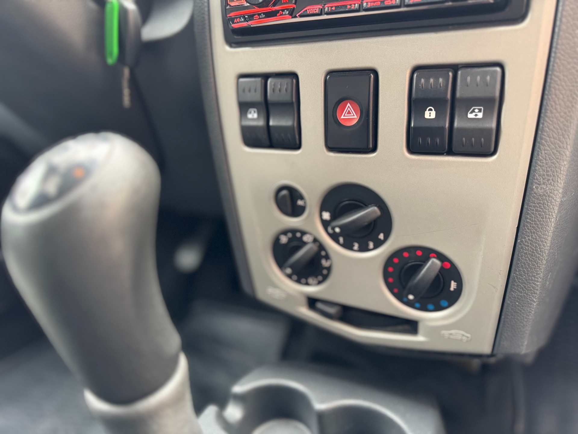 DACIA Logan 1.5 dCi Ambiance-image-4