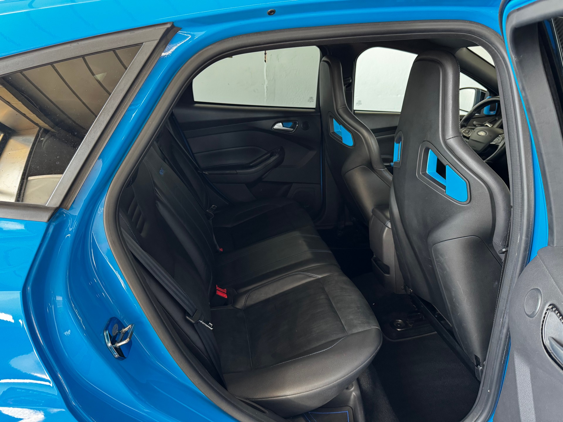 FORD Focus 2.3 EcoBoost RS AWD-image-26