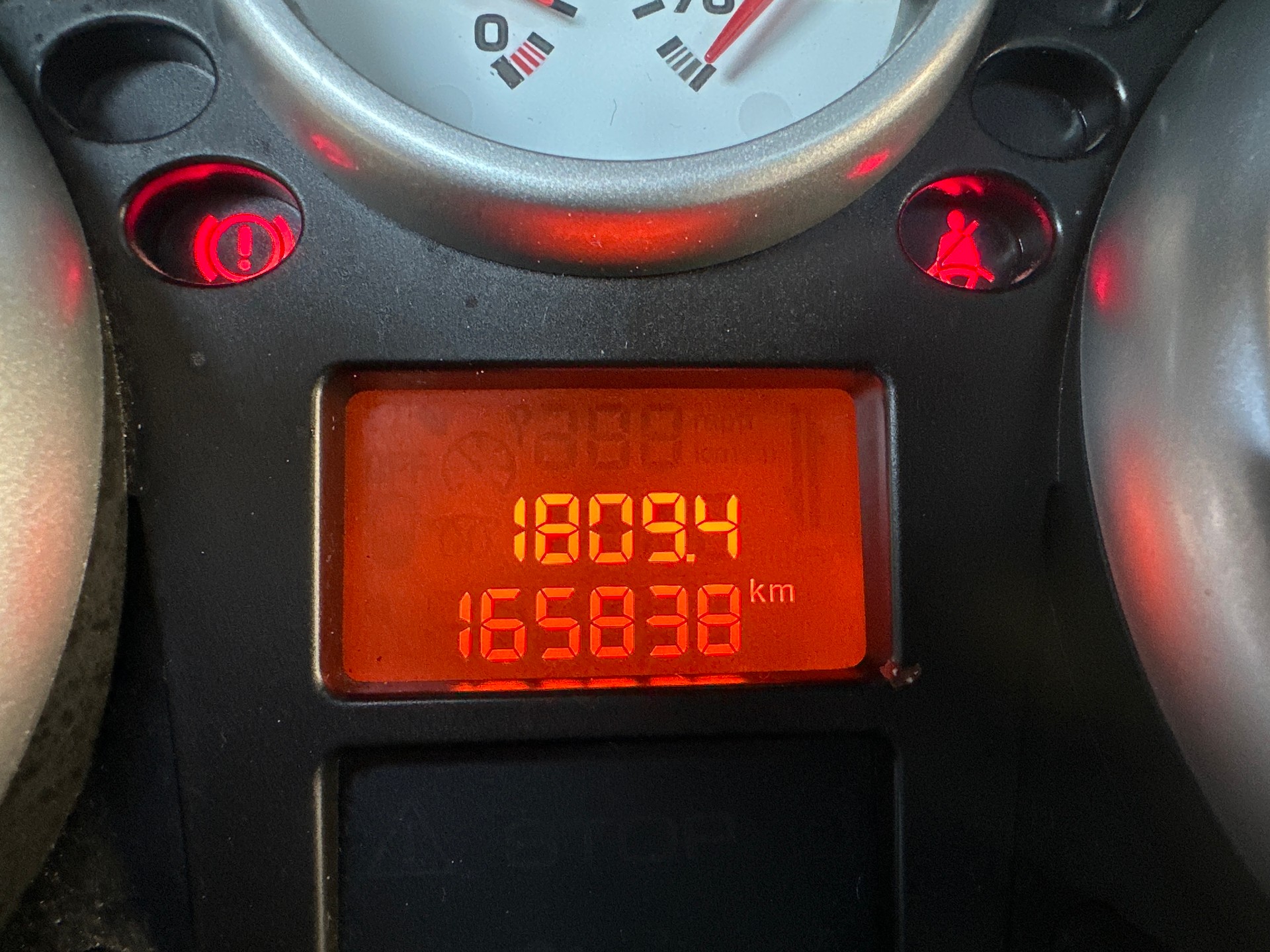 PEUGEOT 207 SW 1.4 16V Sport-image-15