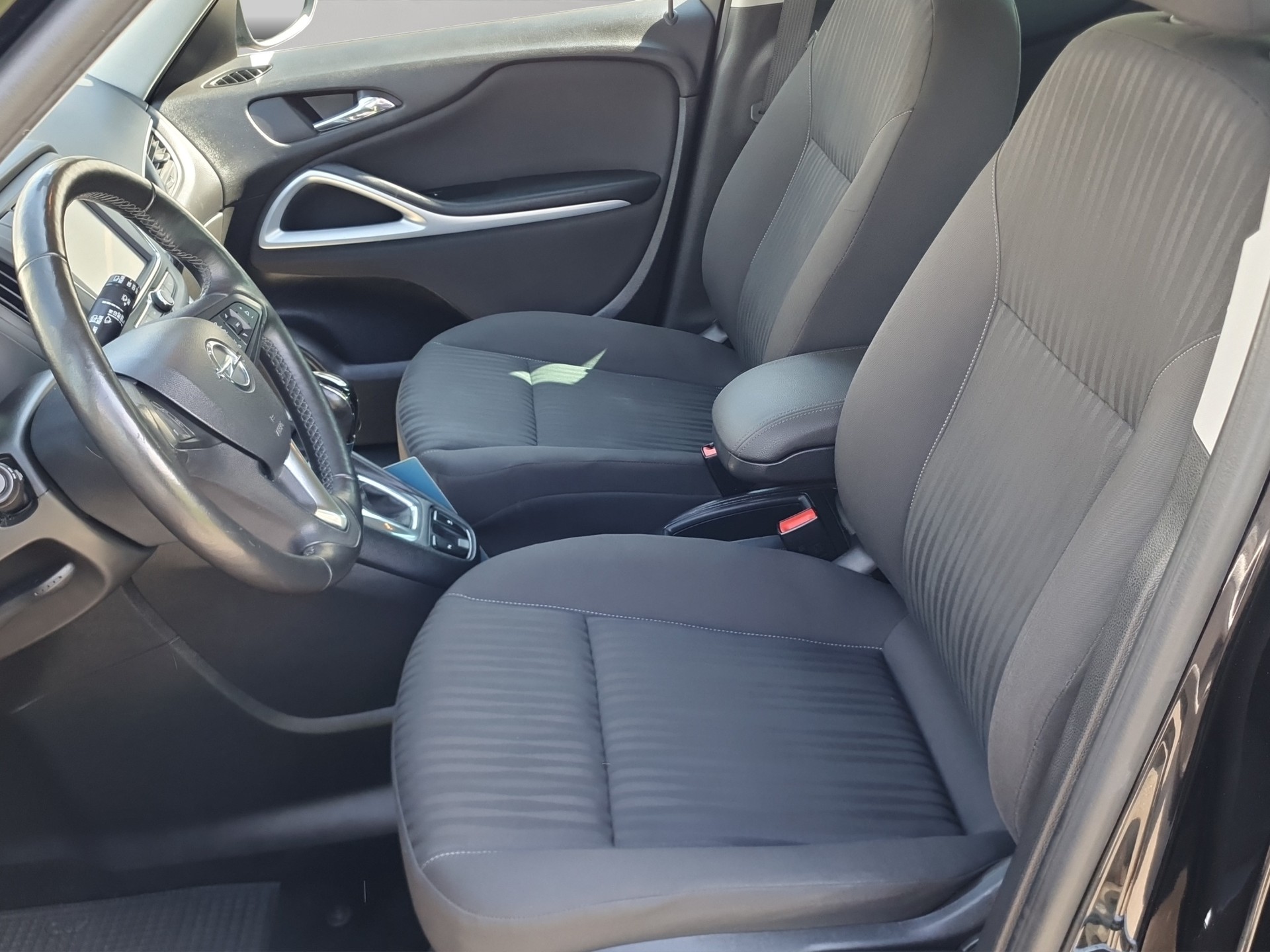 OPEL Zafira 1.4i 16V Turbo Enjoy Automatic-image-10