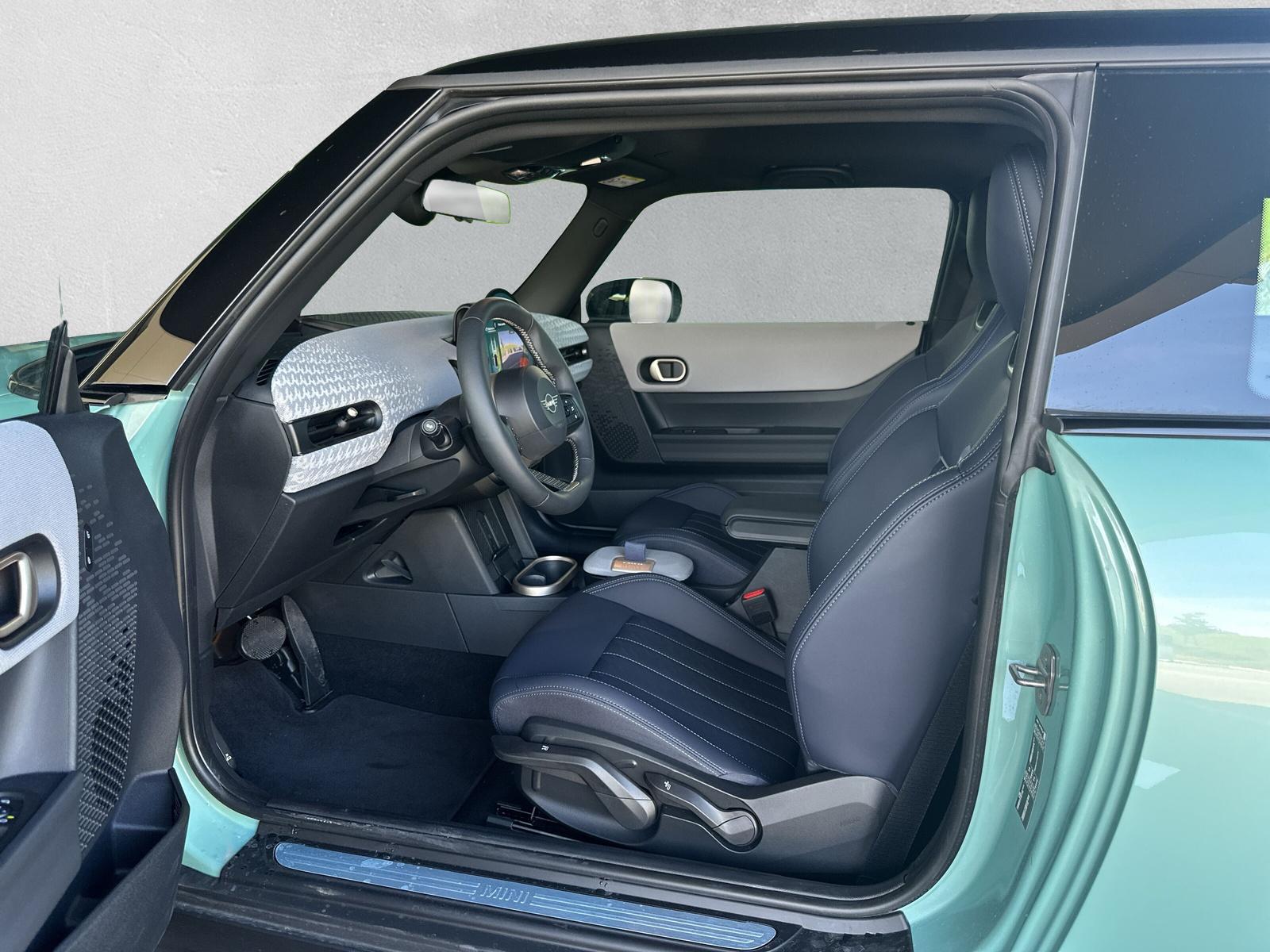 MINI Cooper S F66 2.0i (CH)-image-10