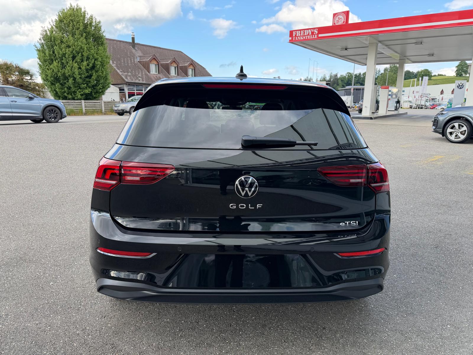 VW Golf 1.5 e TSI mHEV United DSG-showroom-element-3