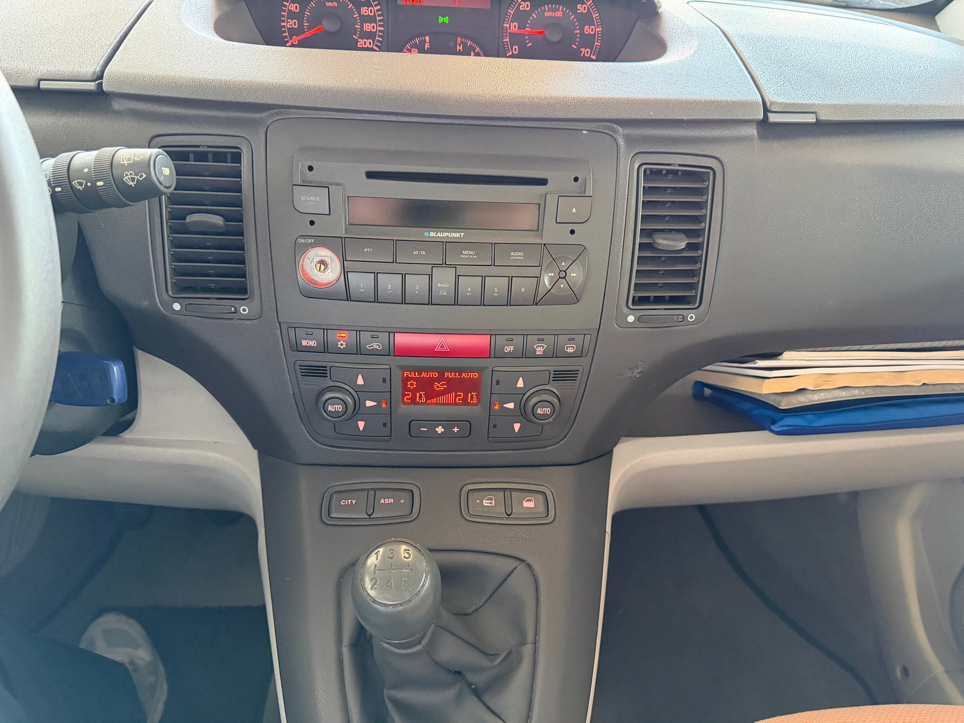 FIAT Idea 1.4 16V Swiss-image-16