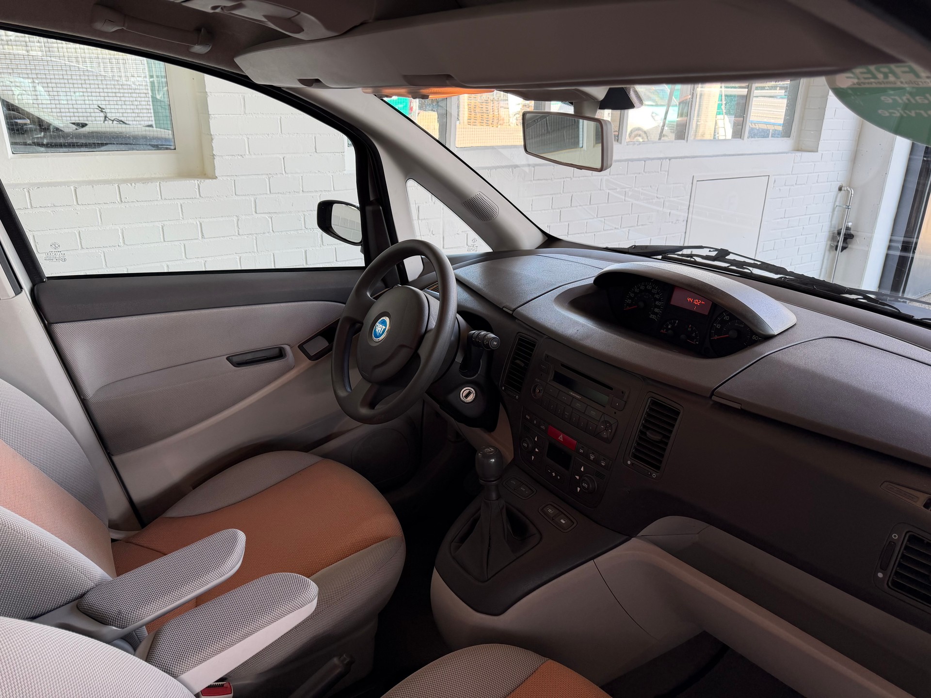 FIAT Idea 1.4 16V Swiss-image-8