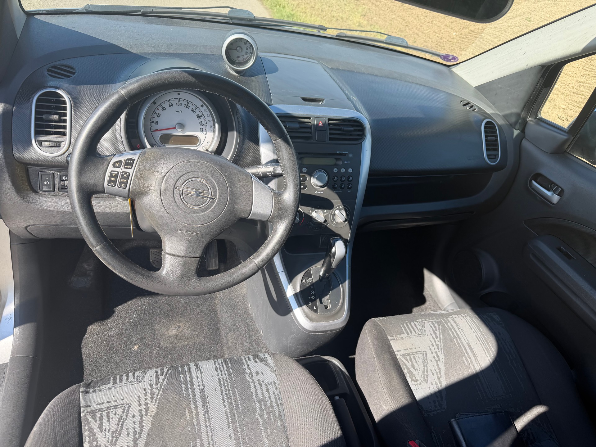 OPEL Agila 1.2 Enjoy Automatic-image-12