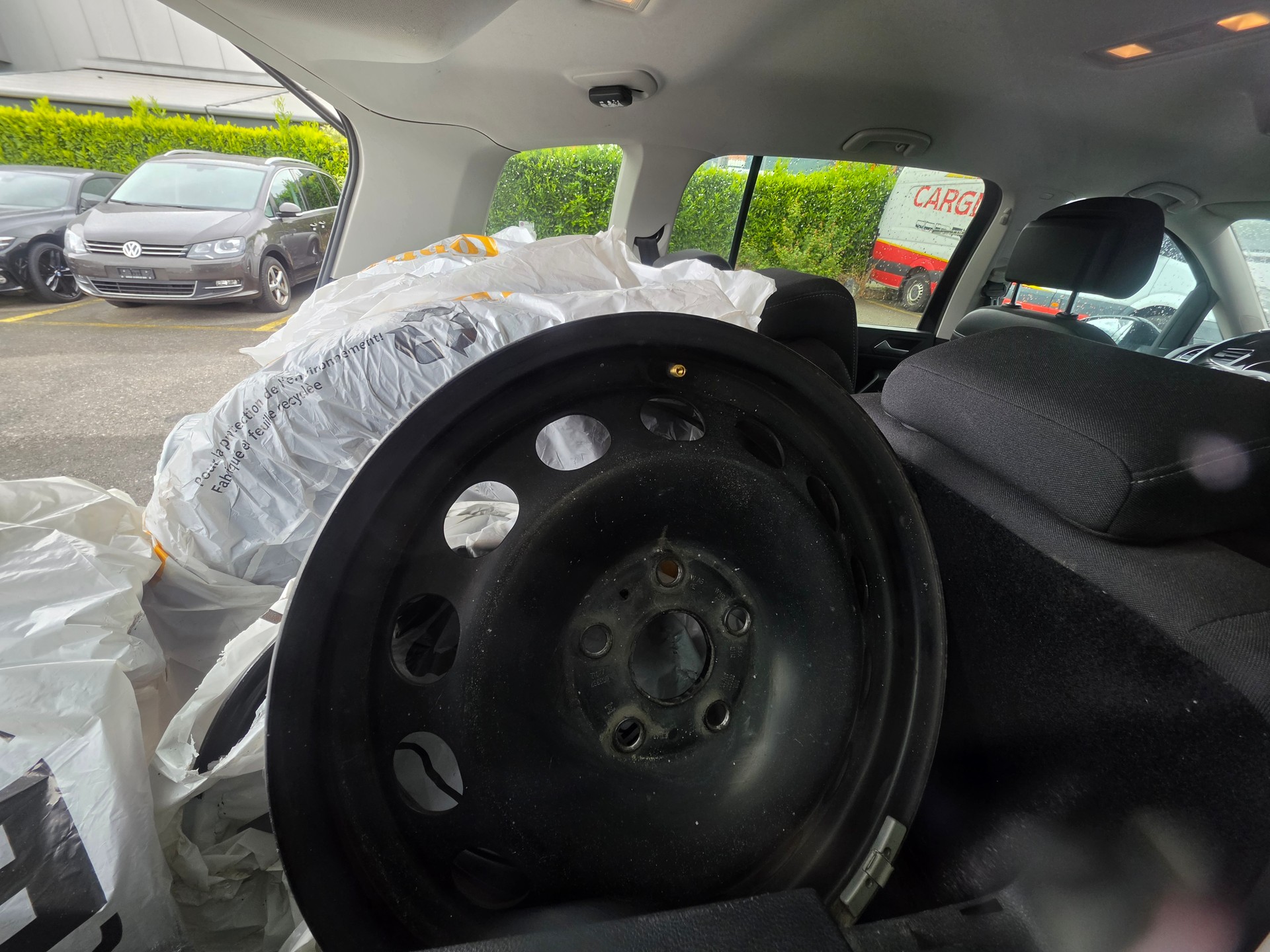 VW Touran 2.0 TDI BlueMotion TechnologyComfortline DSG-image-6