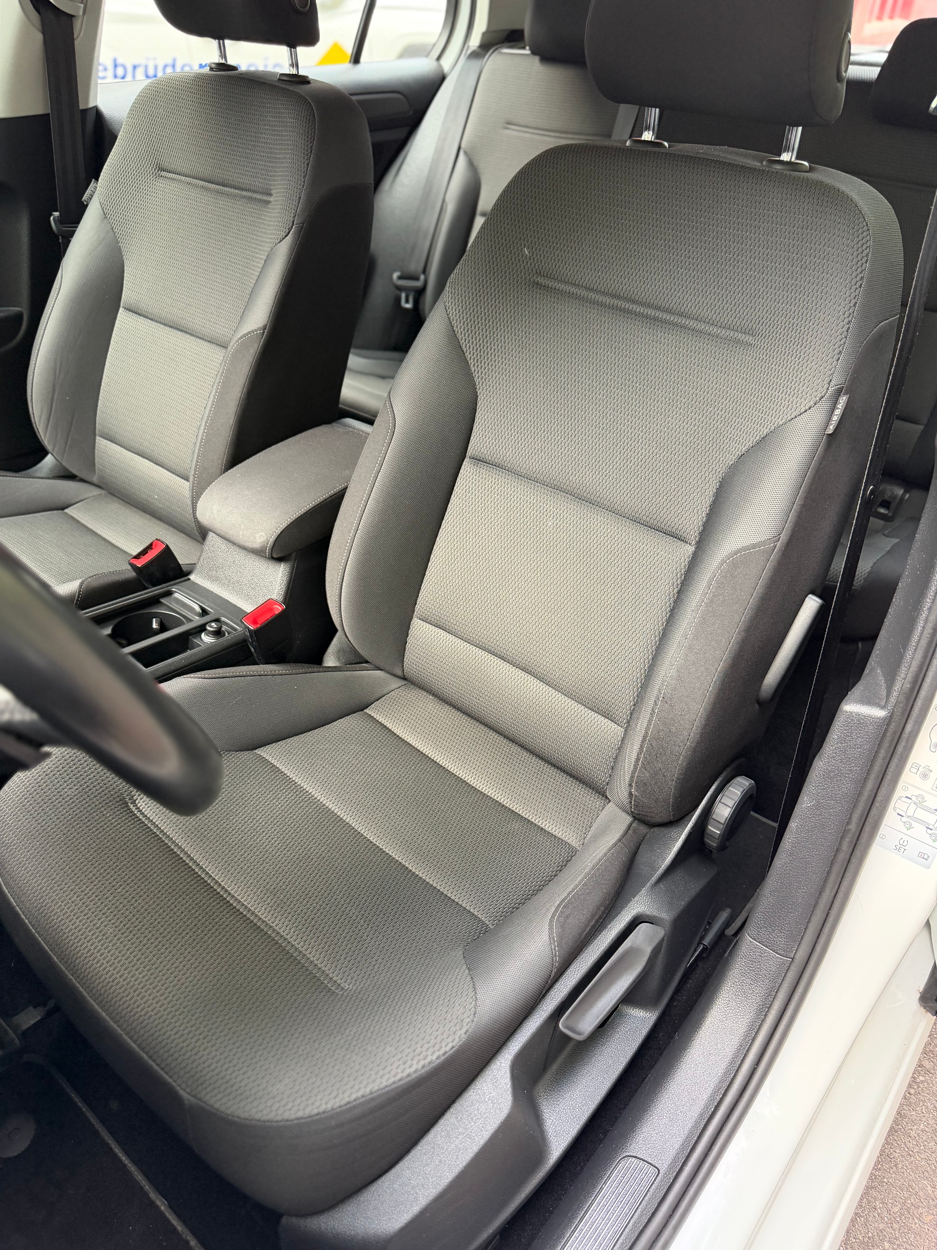 VW Golf 1.5 TSI EVO Highline DSG Leasing ab 245.- 1 Jahr Garantie 3 Jahre Gratisservice-image-10