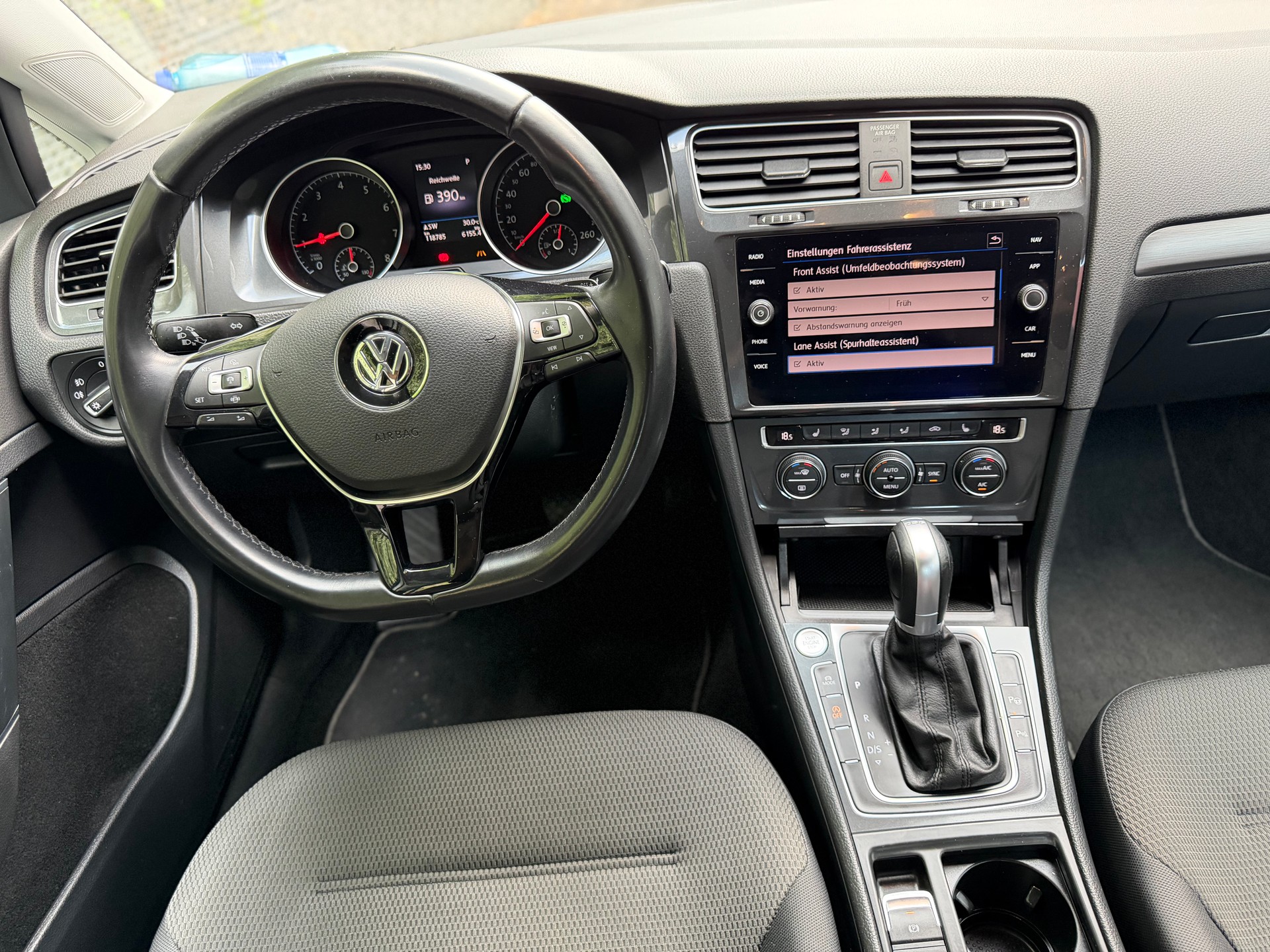 VW Golf 1.5 TSI EVO Highline DSG Leasing ab 245.- 1 Jahr Garantie 3 Jahre Gratisservice-image-8