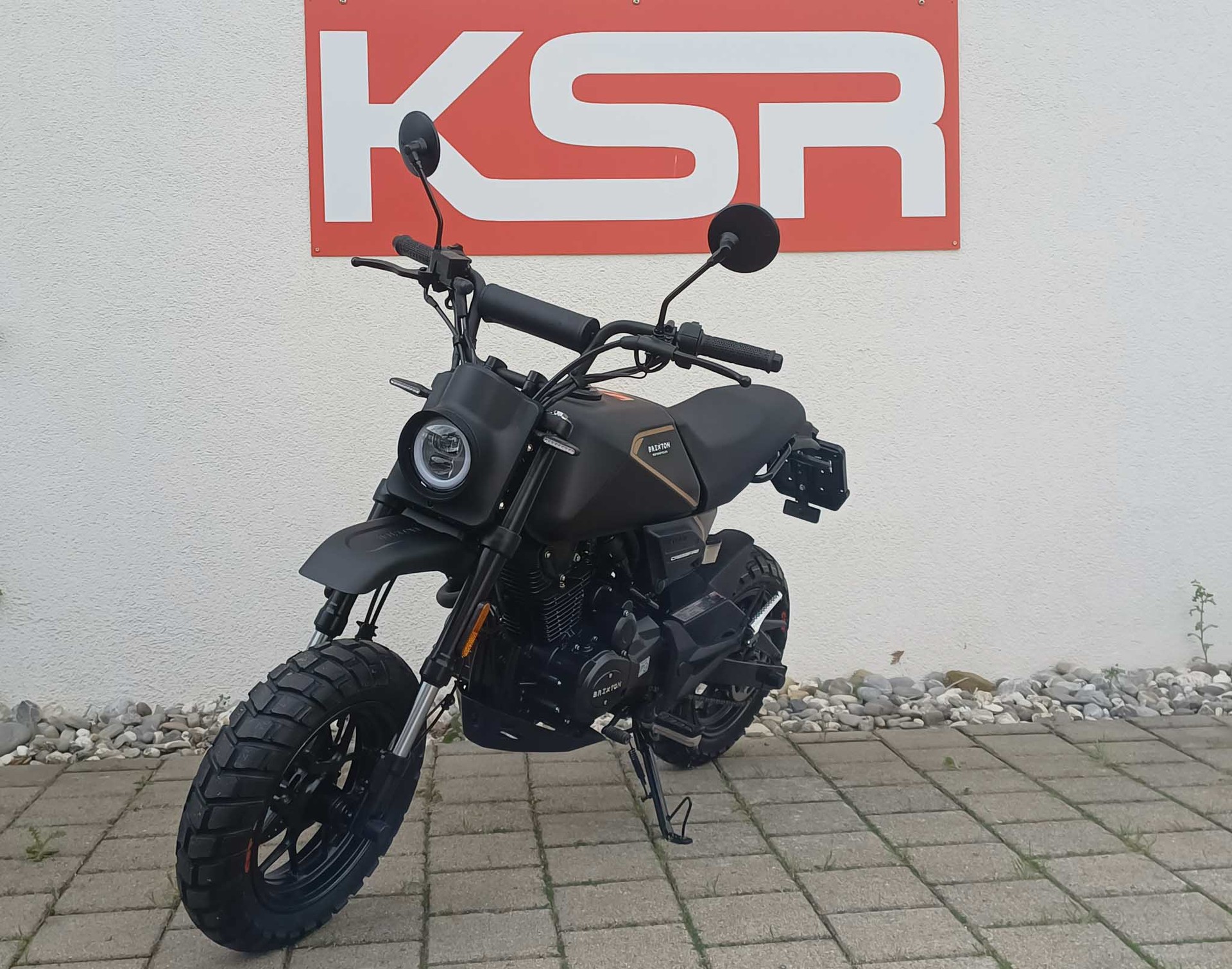 BRIXTON Crossfire 125 XS-image-3