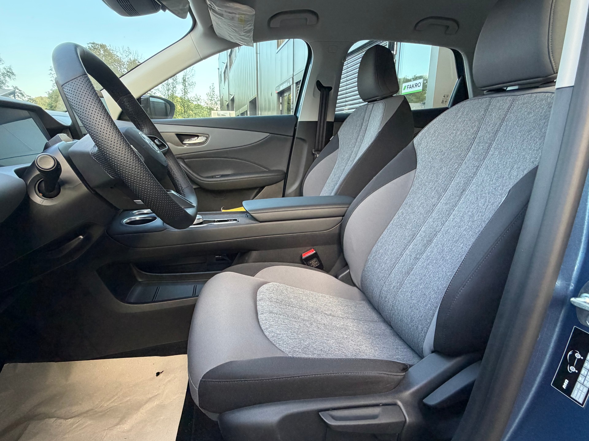 MG S5 EV 49kWh Comfort-image-8