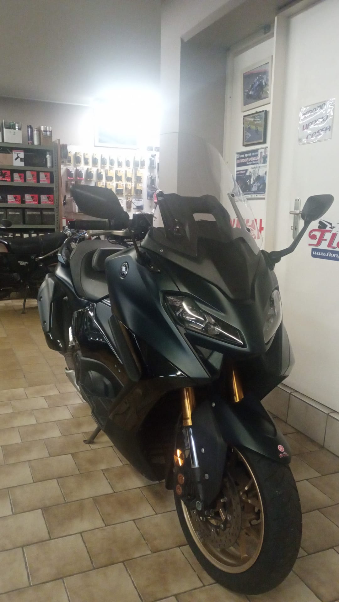 YAMAHA T-MAX Tech-Max XP 560