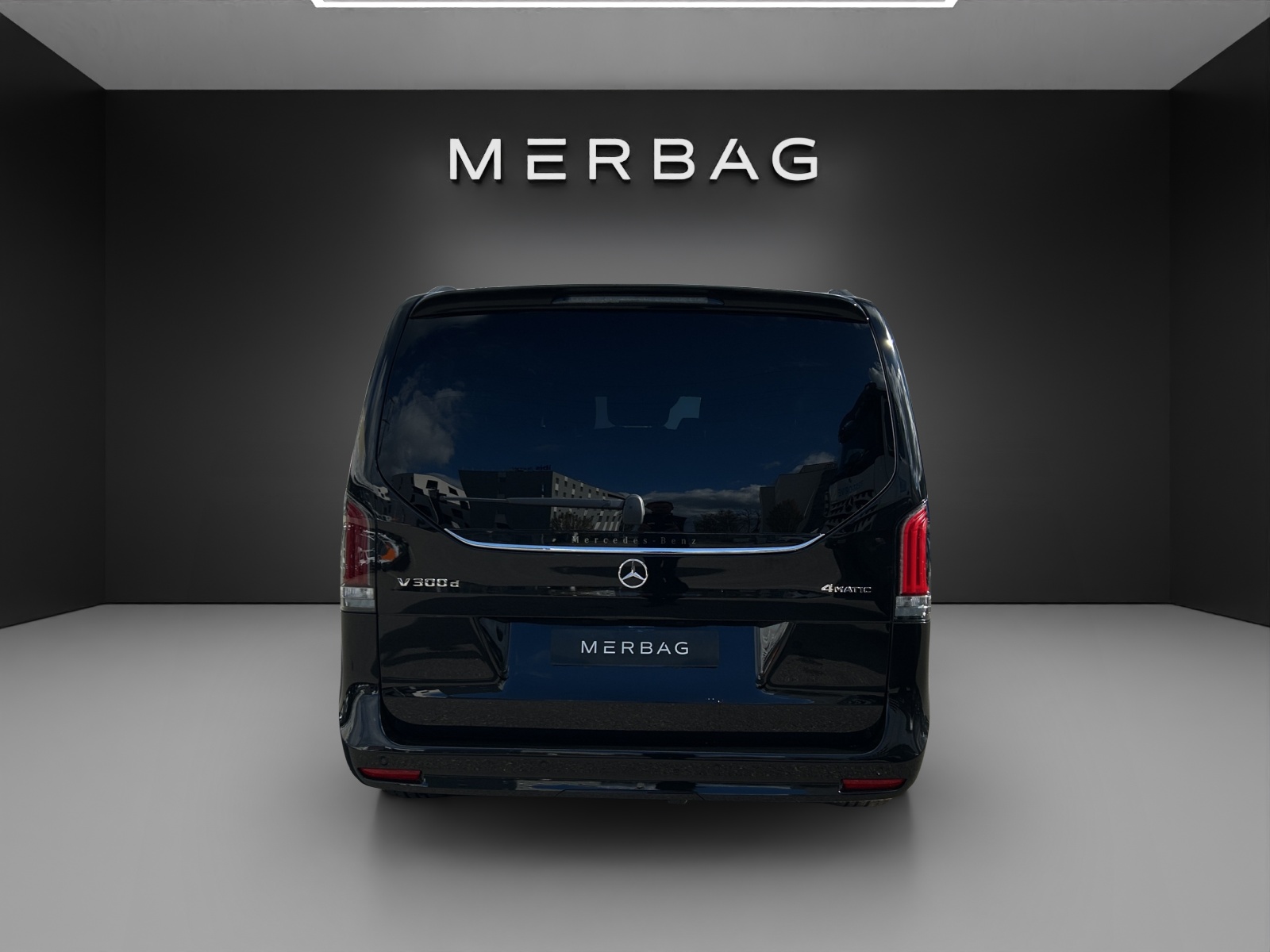 MERCEDES-BENZ V 300 d lang 4Matic Exclusive 9G-Tronic-image-4
