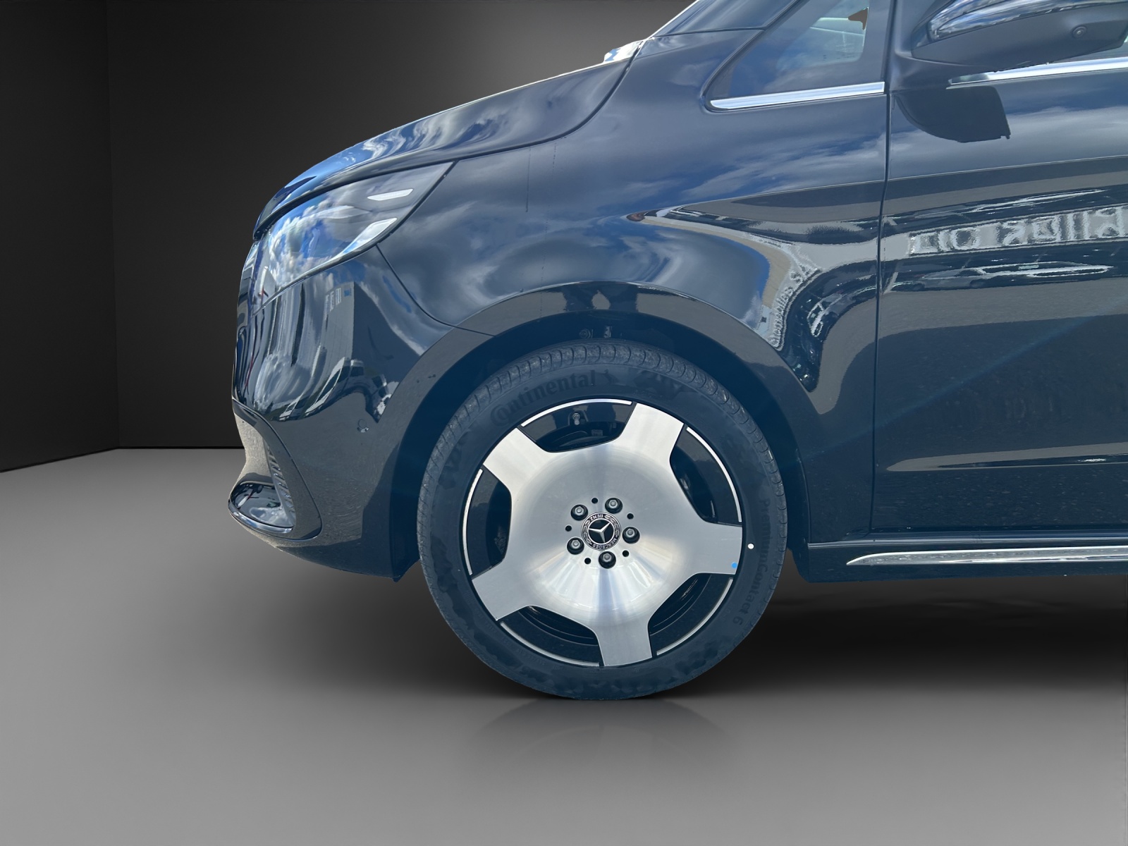 MERCEDES-BENZ V 300 d lang 4Matic Exclusive 9G-Tronic-image-12