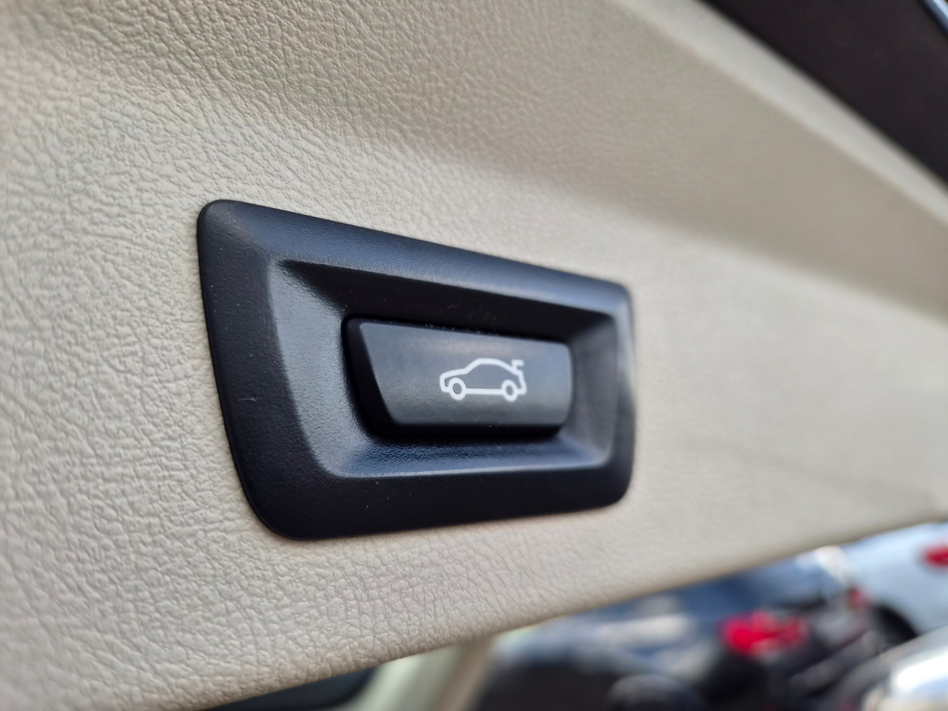 BMW X3 xDrive 30d Steptronic-image-12