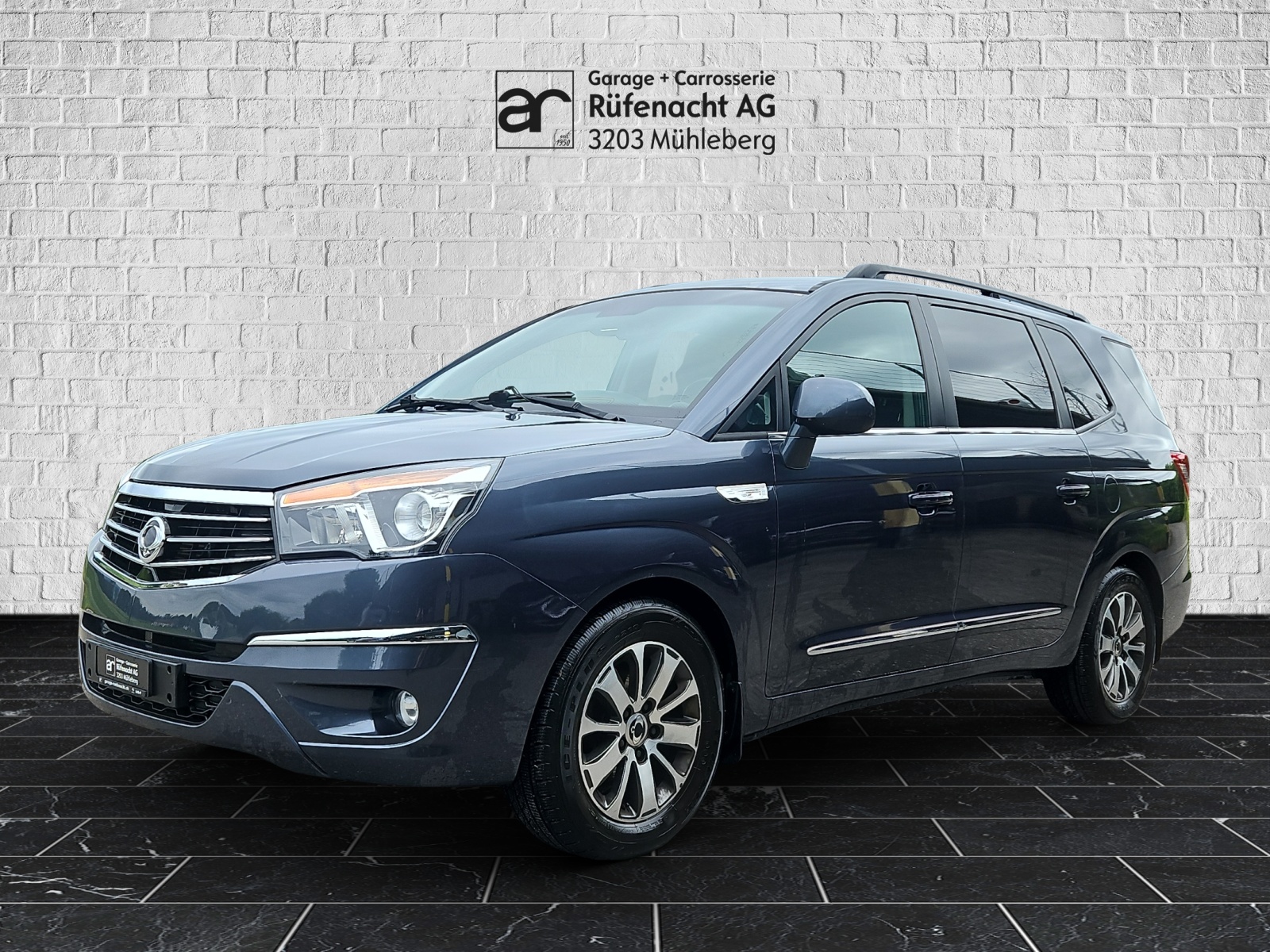 KGM-SsangYong Rodius SV 220 e-XDi 4WD Turismo