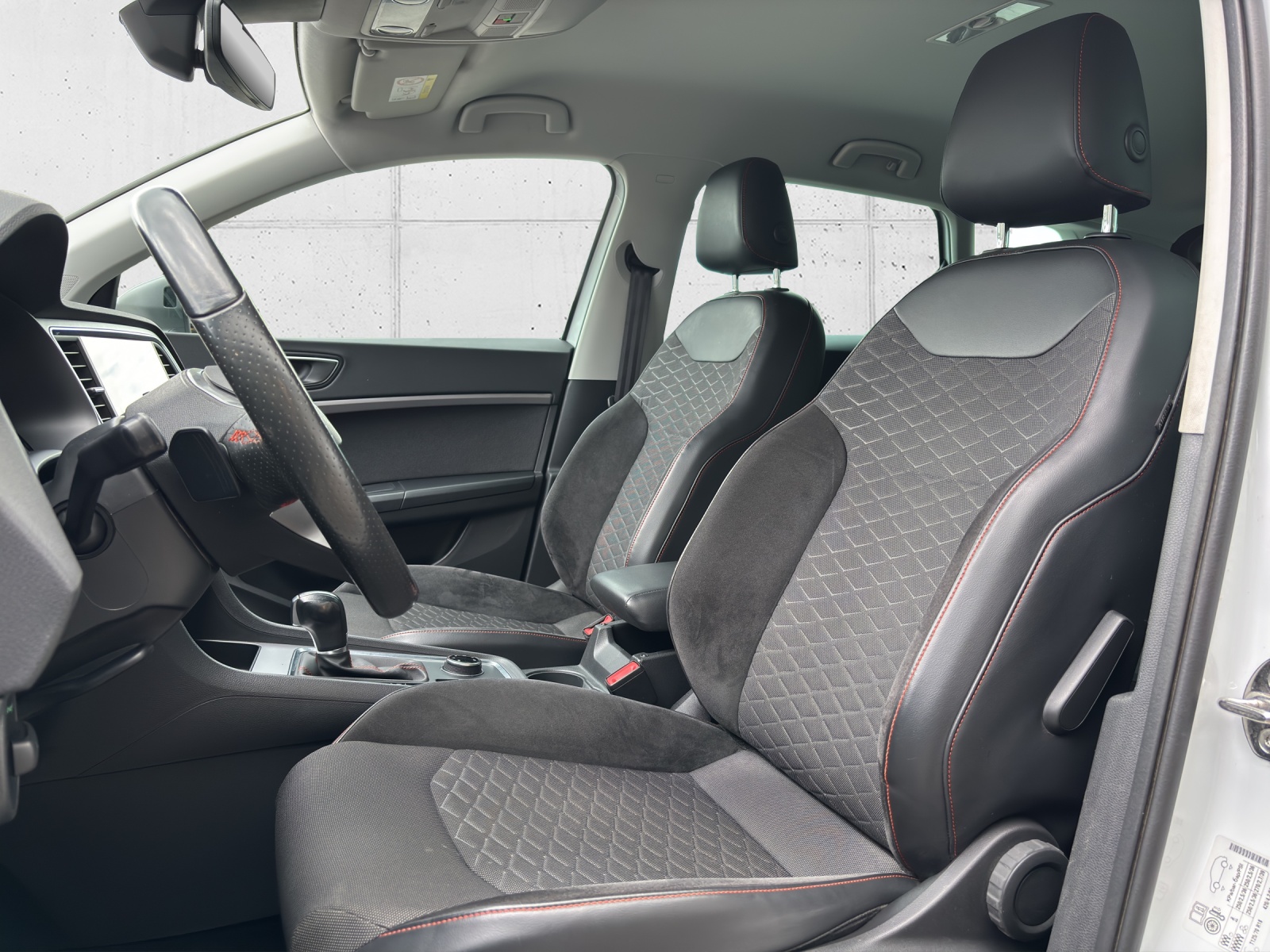 SEAT Ateca 2.0 TSI FR 4Drive DSG mit AHK & Standheizung-image-27
