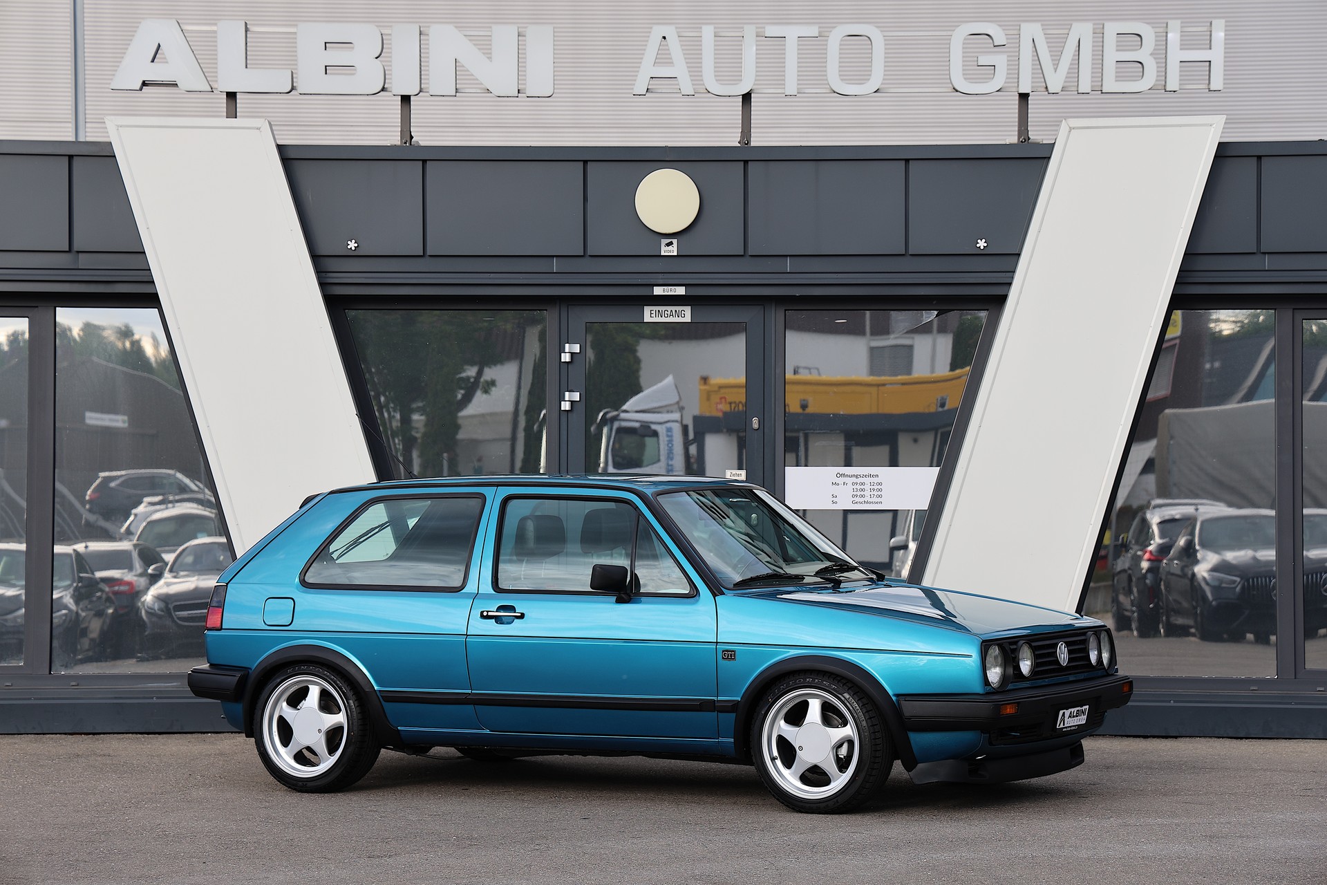VW Golf 1800 GTI 16V 139 PS-showroom-element-1