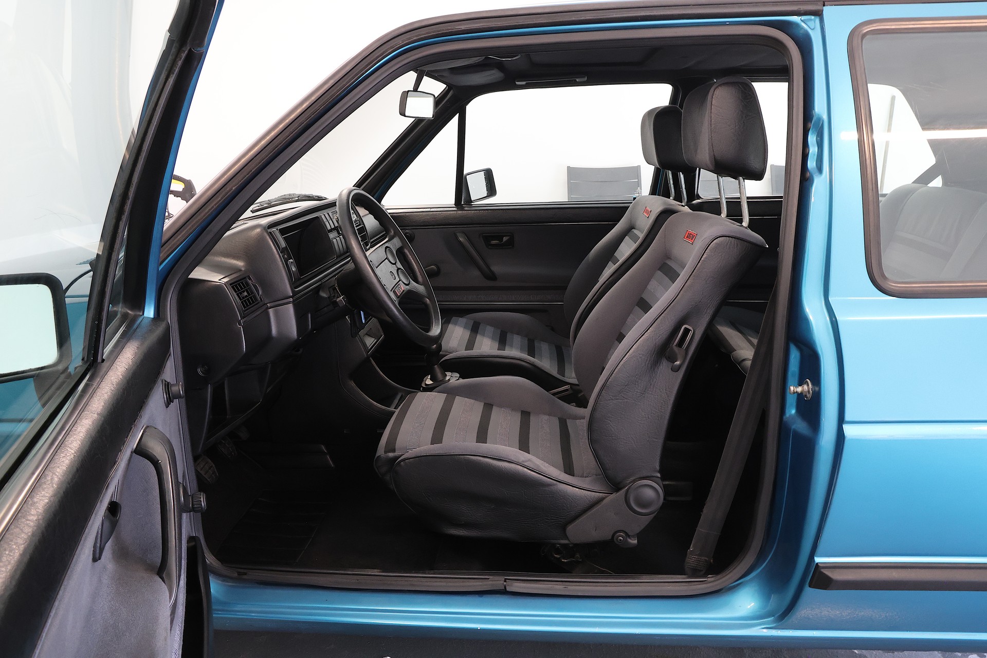 VW Golf 1800 GTI 16V 139 PS-image-7