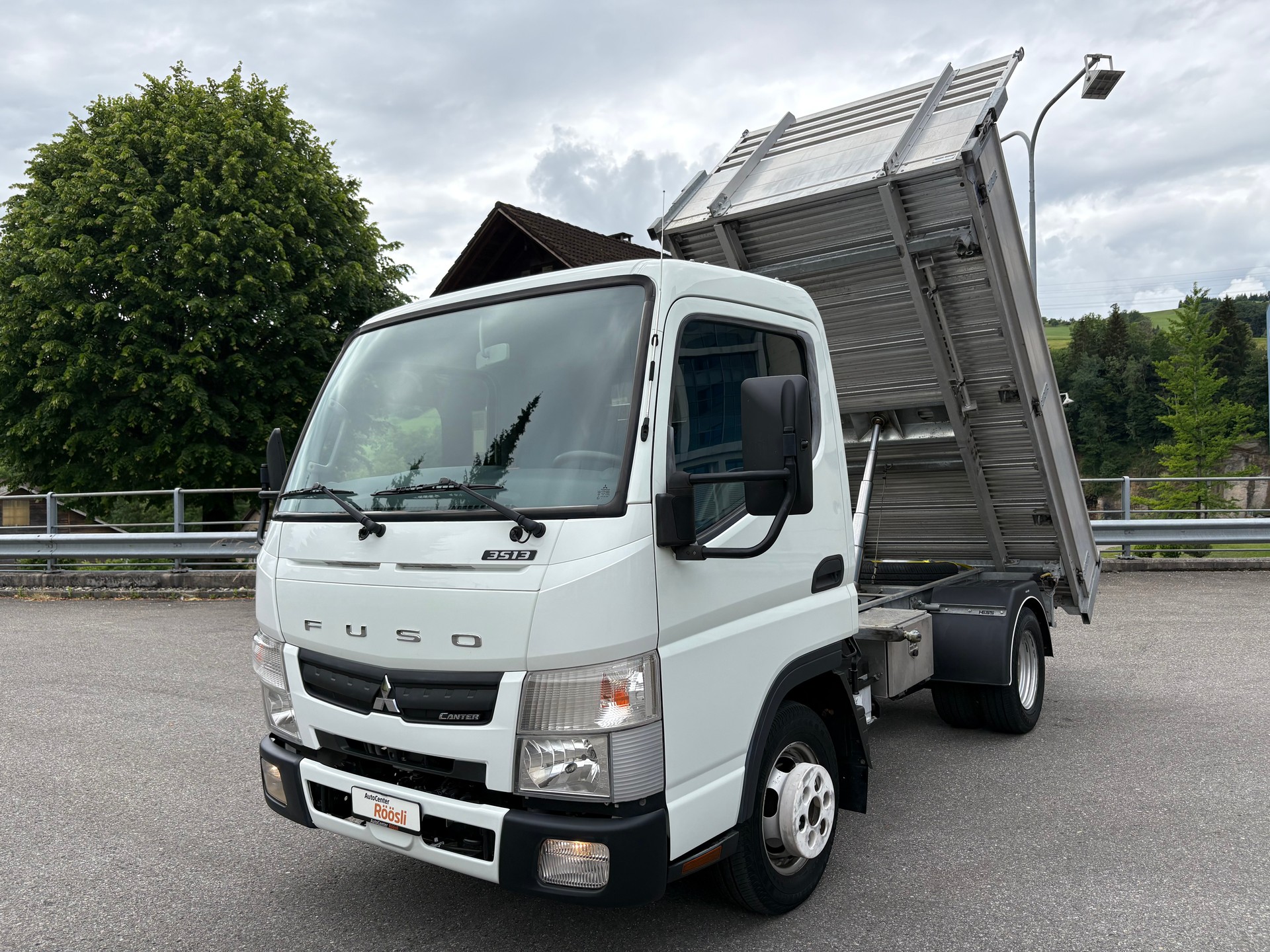 MITSUBISHI FUSO Canter 3C13-image-1