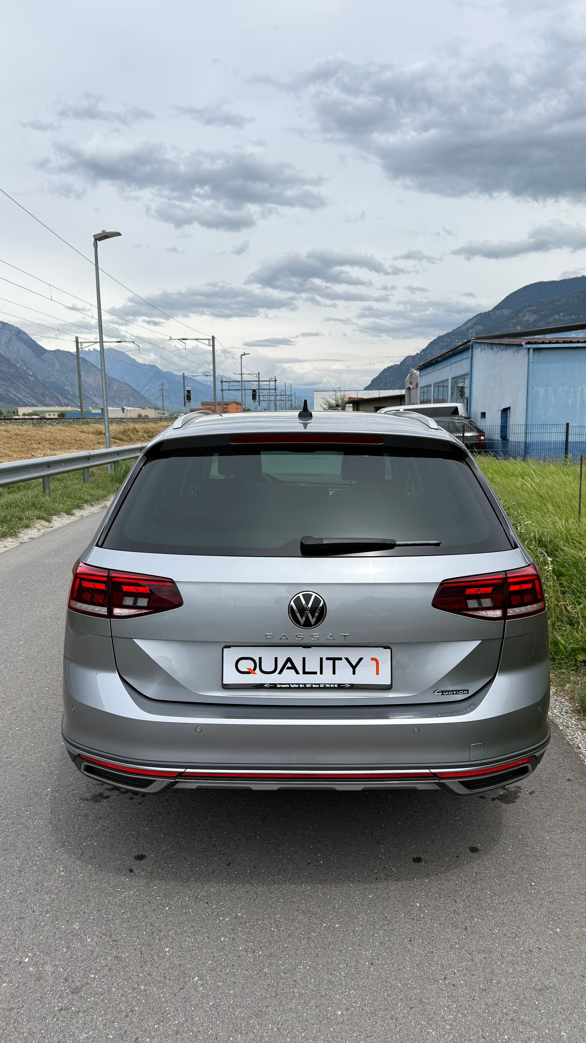 VW Passat Alltrack 2.0 TSI 4Motion DSG-image-5