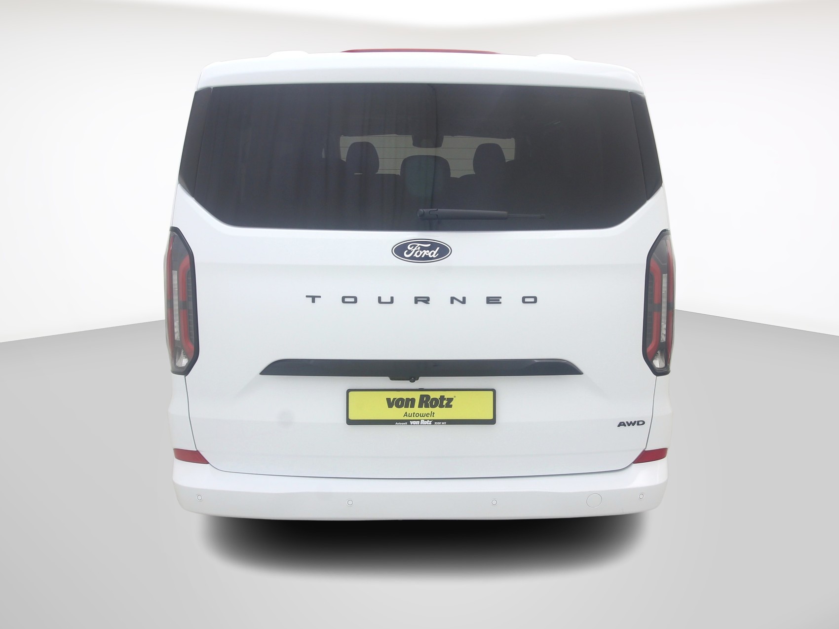 FORD Tourneo Custom 320 L1 2.0 TDCI 4x4 Titanium X-showroom-element-2