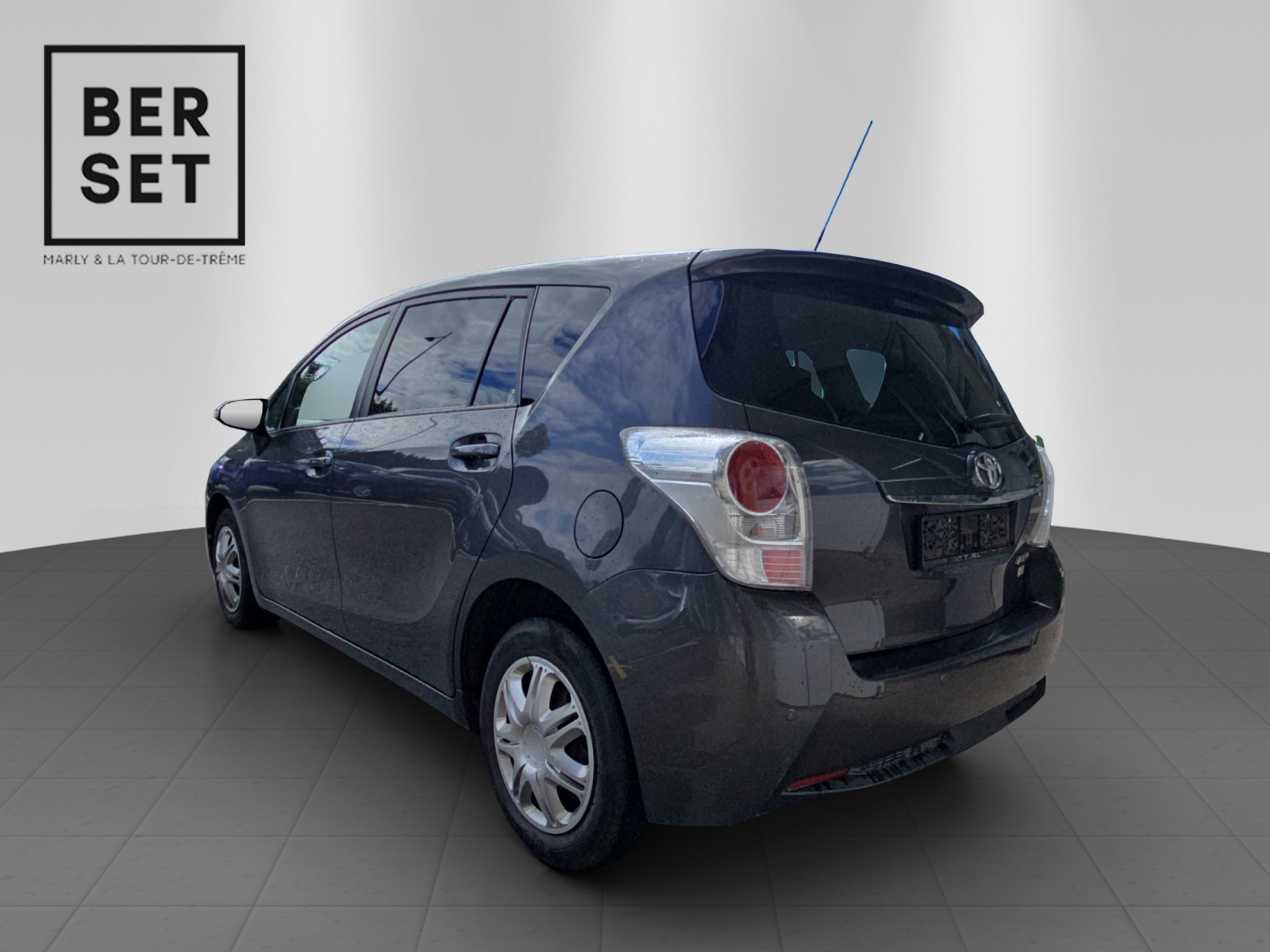TOYOTA Verso 1.8 VVT-i Limited Edition 7P-showroom-element-2