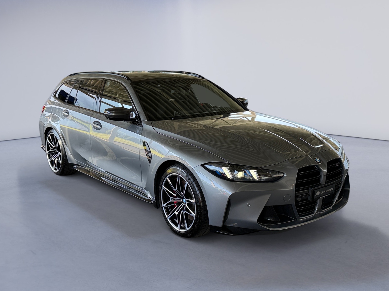 BMW M3 Competition xDrive Touring-image-6