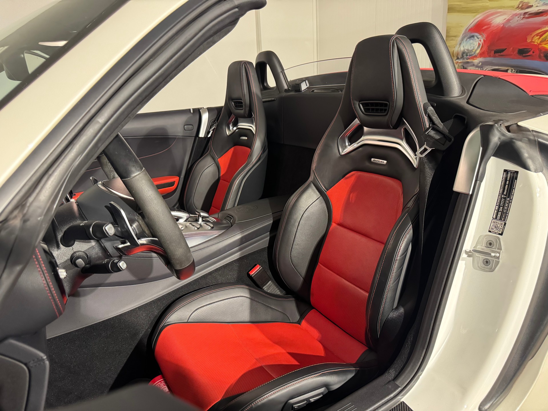 MERCEDES-BENZ AMG GT C Roadster Speedshift DCT-image-18