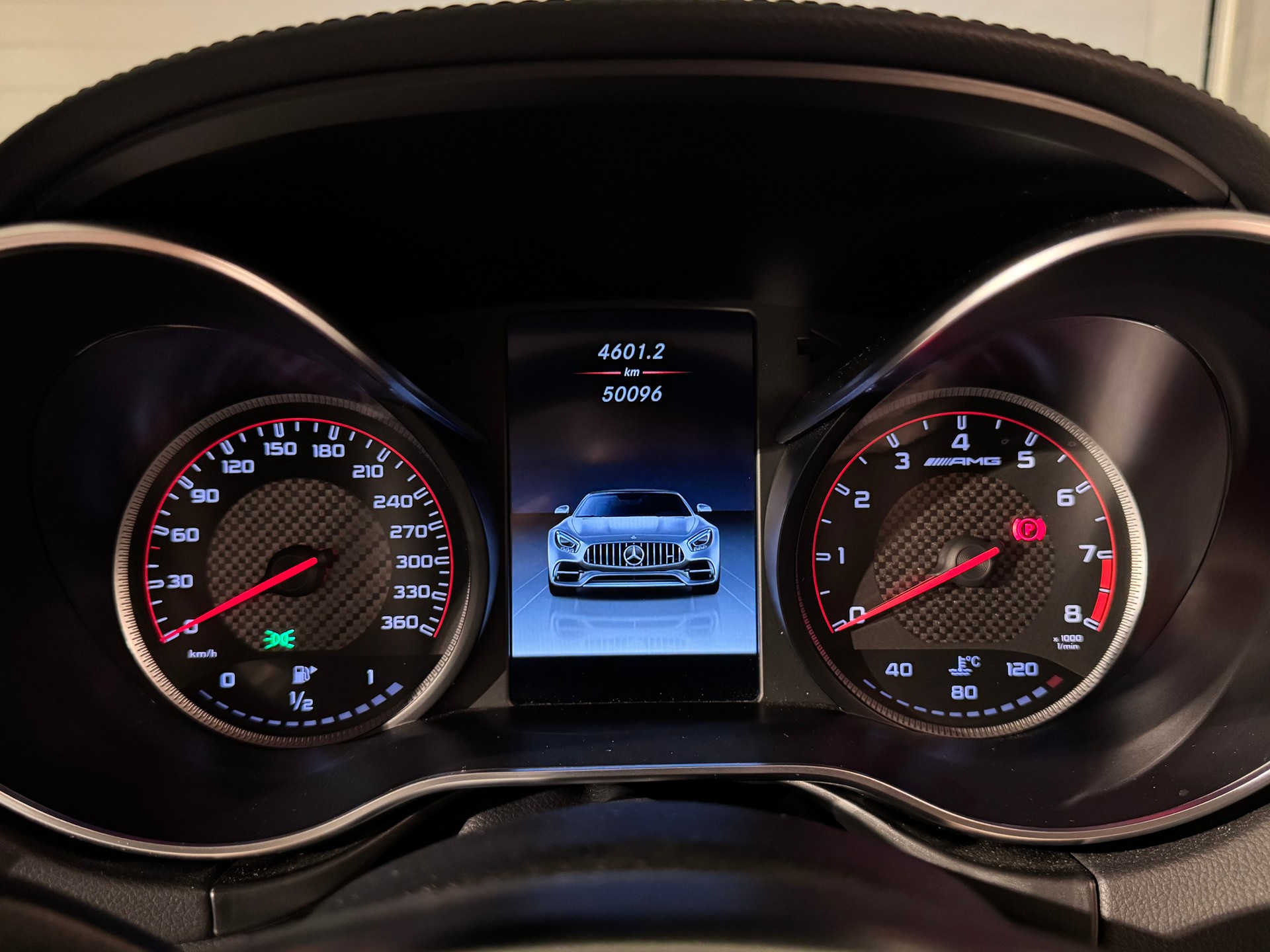 MERCEDES-BENZ AMG GT C Roadster Speedshift DCT-image-23