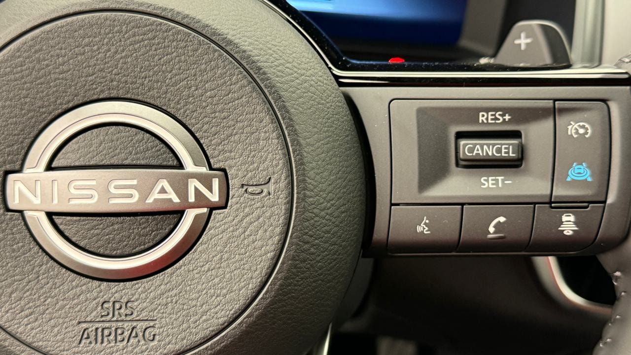 NISSAN Qashqai 1.3 DIG-T MHEV Tekna Xtronic 4x4-image-9