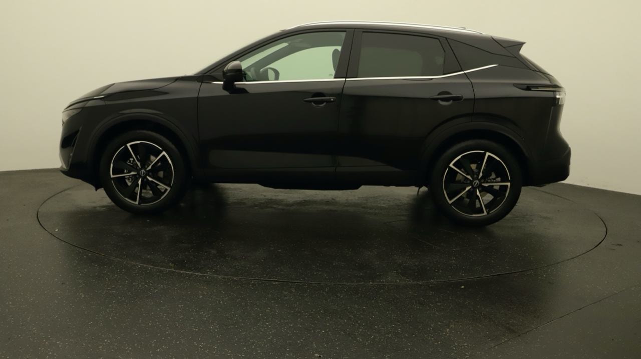 NISSAN Qashqai 1.3 DIG-T MHEV Tekna Xtronic 4x4-showroom-element-1