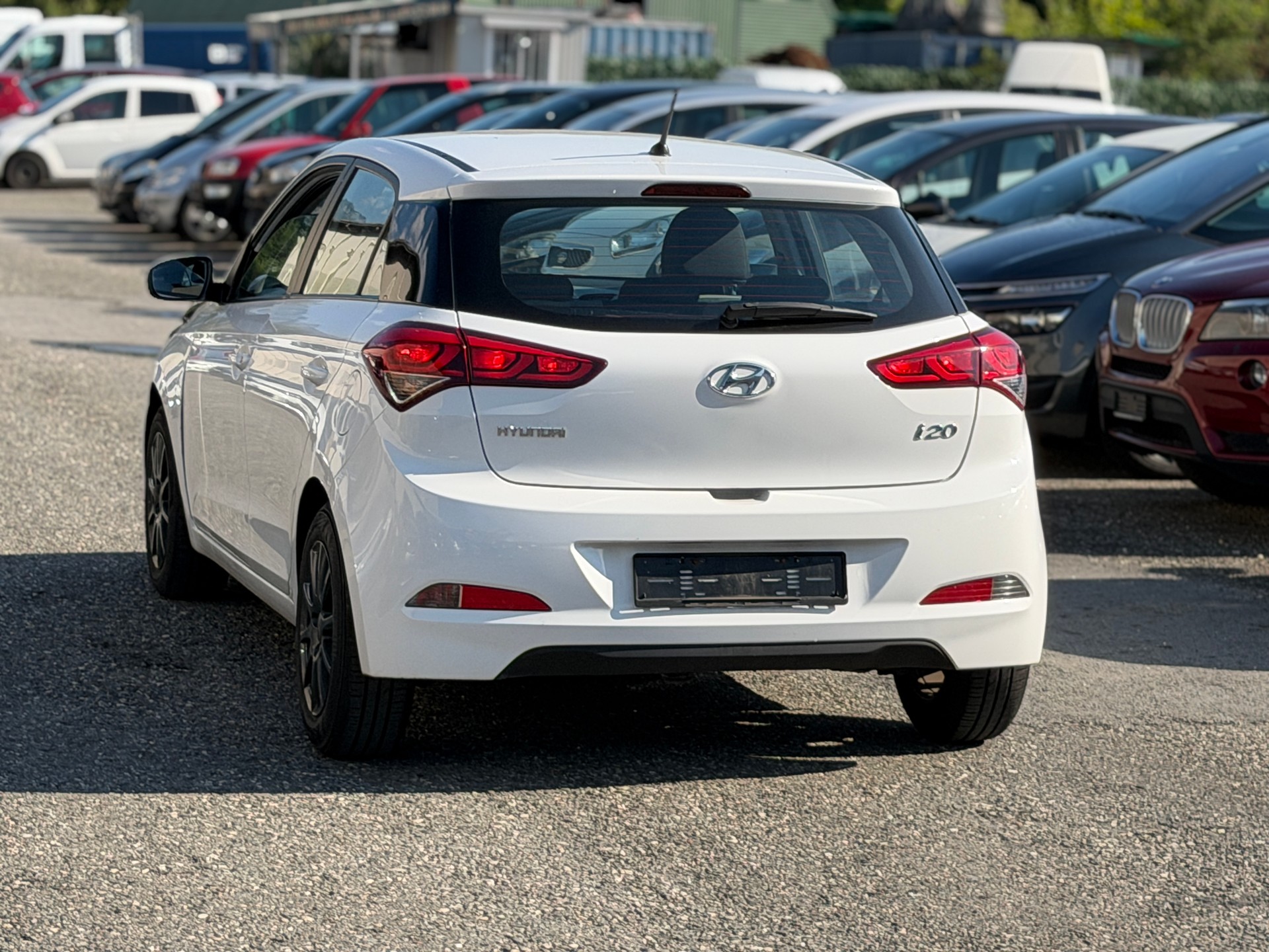 HYUNDAI i20 1.2 Pica-image-3