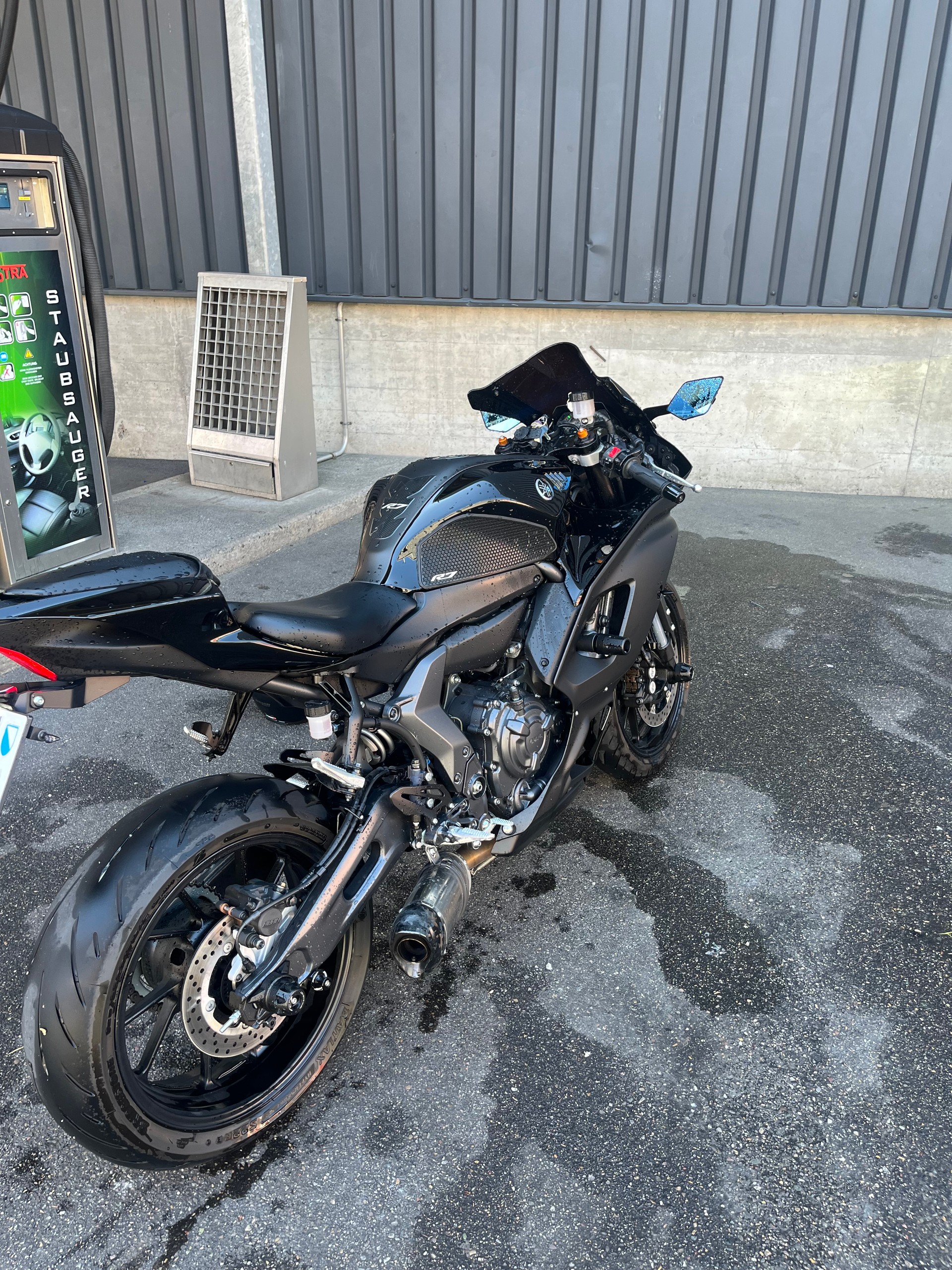 YAMAHA YZF-R7 (35kW)-image-1