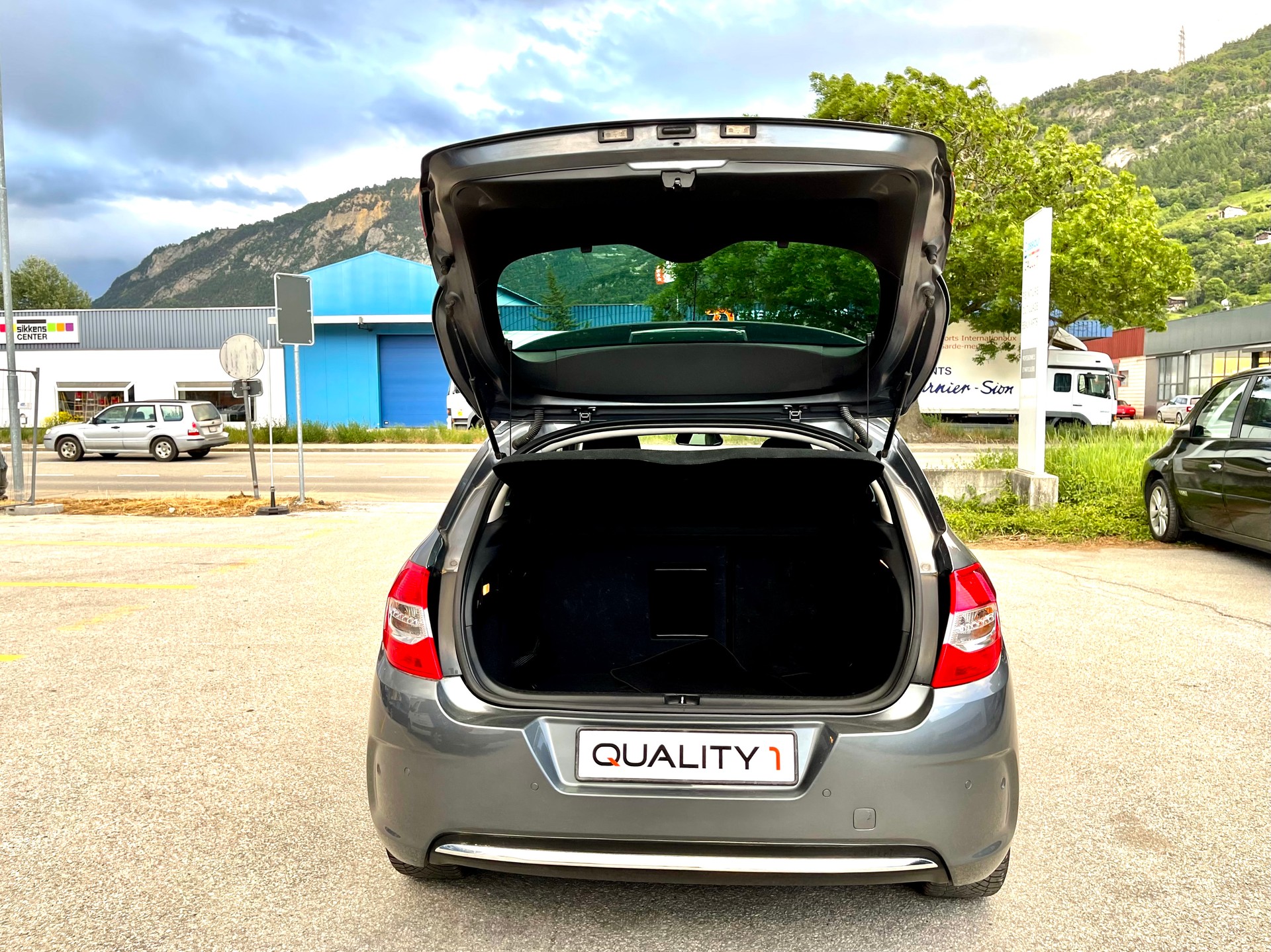 CITROEN C4 Berline 1.6 VTi Exclusive-image-18