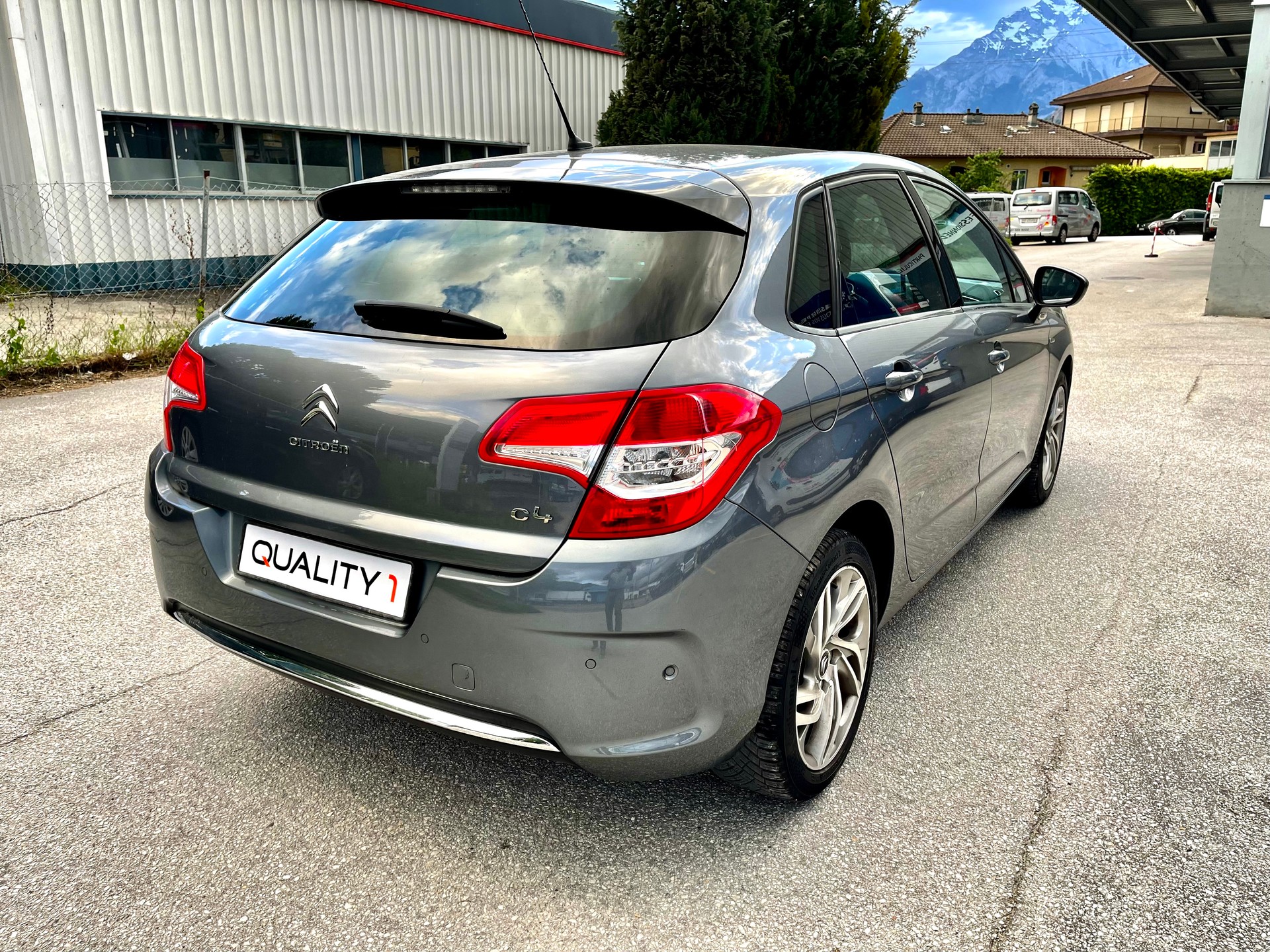 CITROEN C4 Berline 1.6 VTi Exclusive-image-5