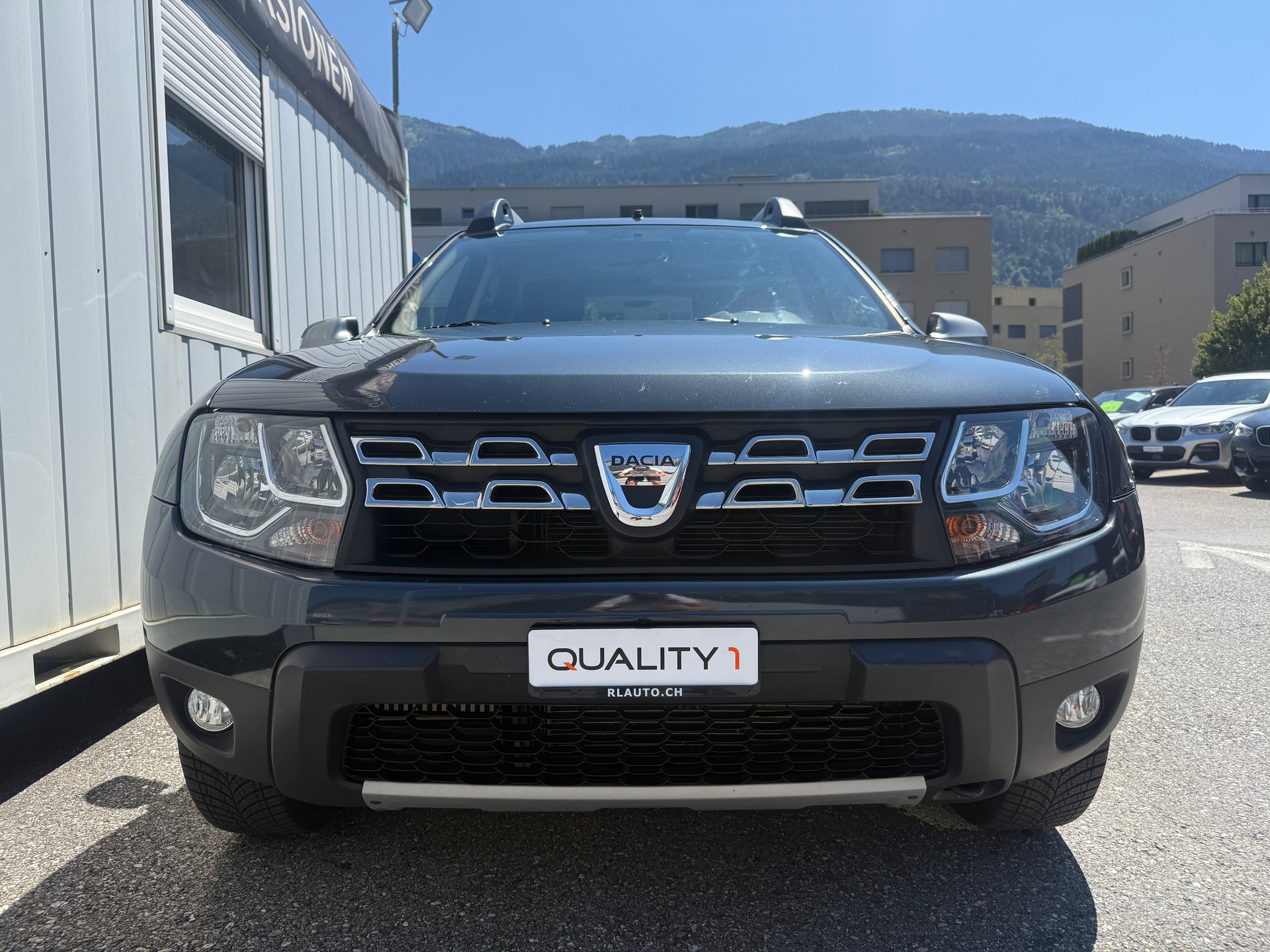 DACIA Duster 1.2 T Privilège 4x4 *ANHÄNGERKUPPLUNG*KLIMA*TEMPOMAT*MFK FRISCH-image-10