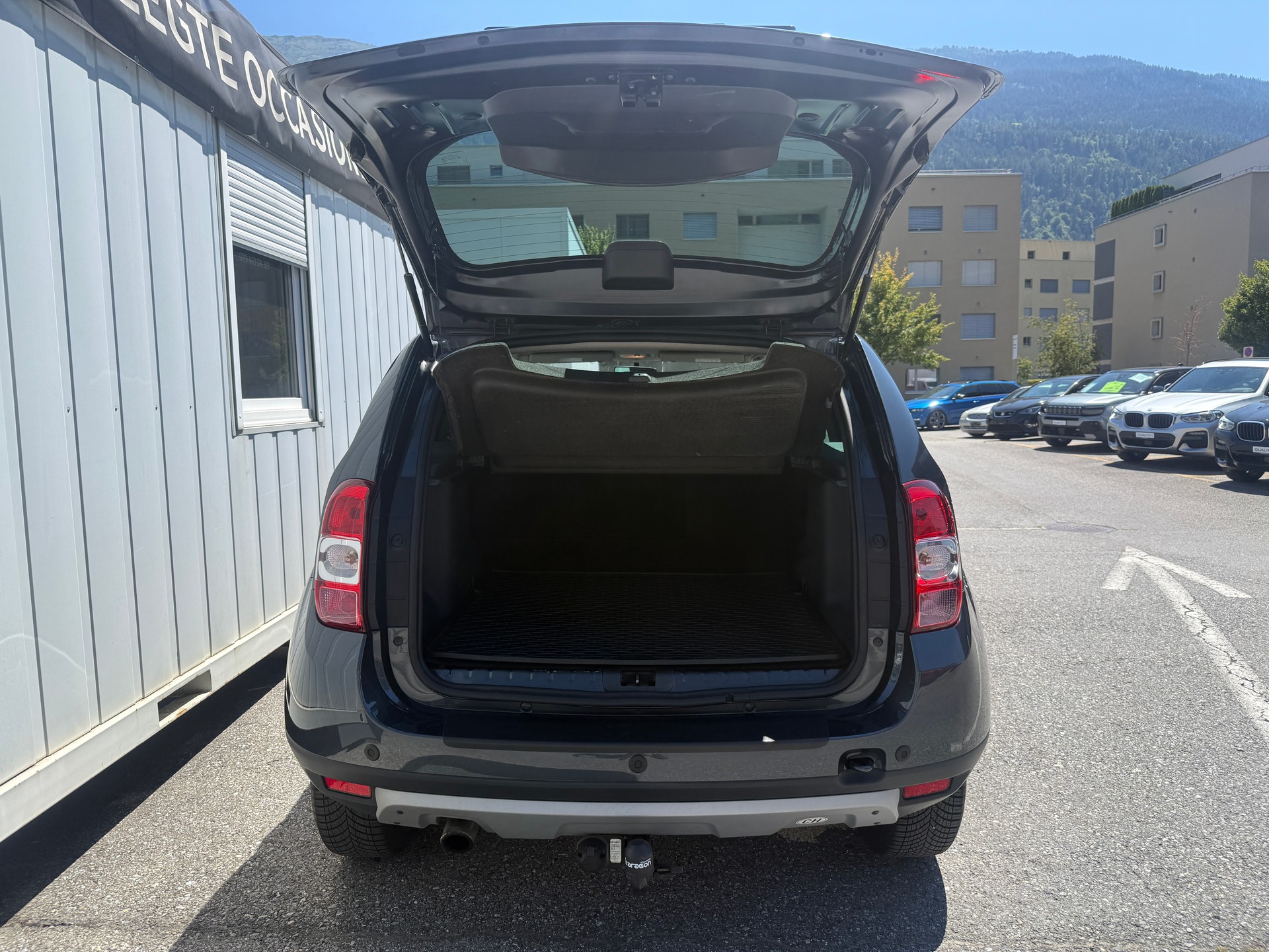DACIA Duster 1.2 T Privilège 4x4 *ANHÄNGERKUPPLUNG*KLIMA*TEMPOMAT*MFK FRISCH-image-5